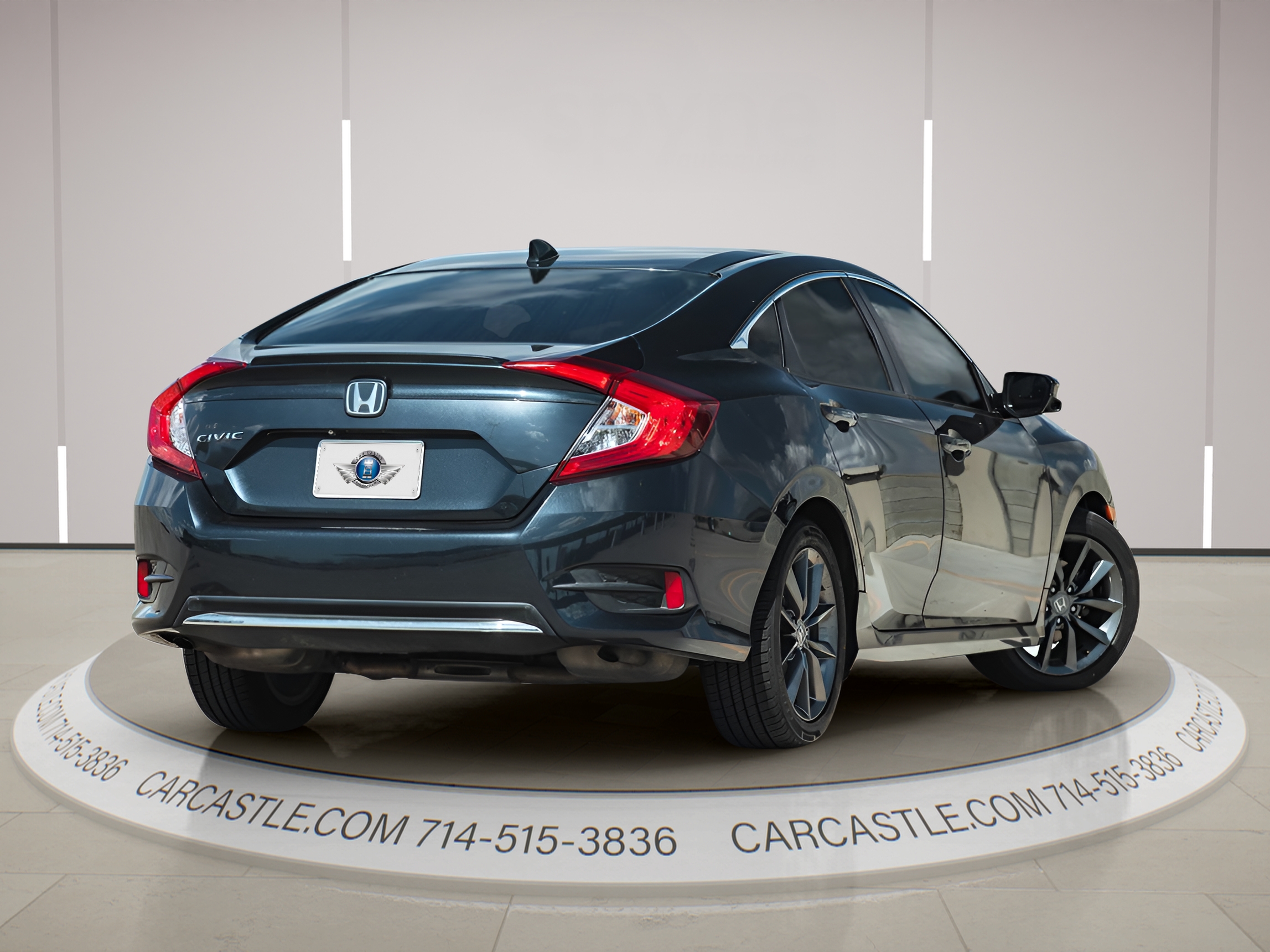 View vehicle photo 7