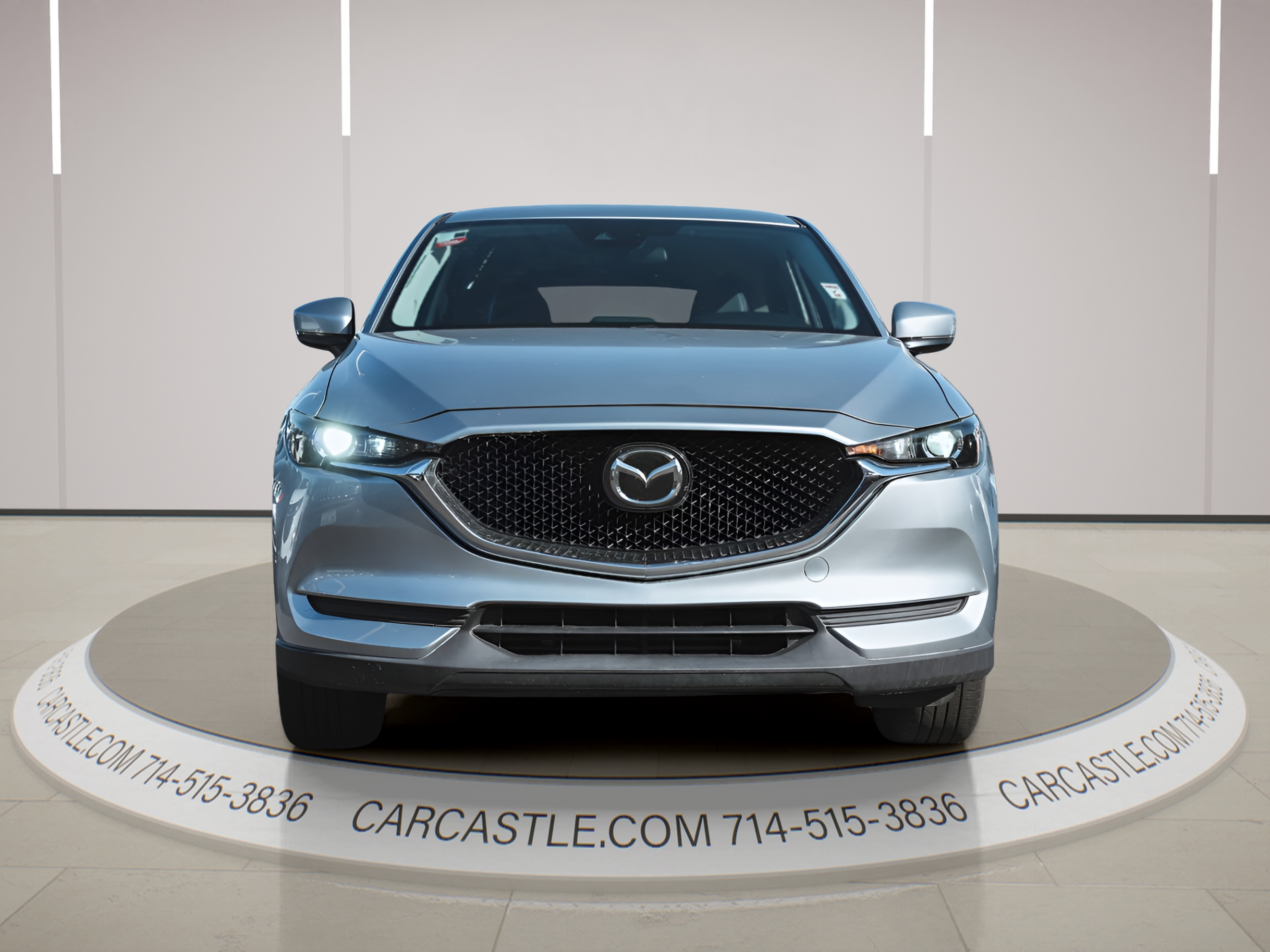 View vehicle photo 3