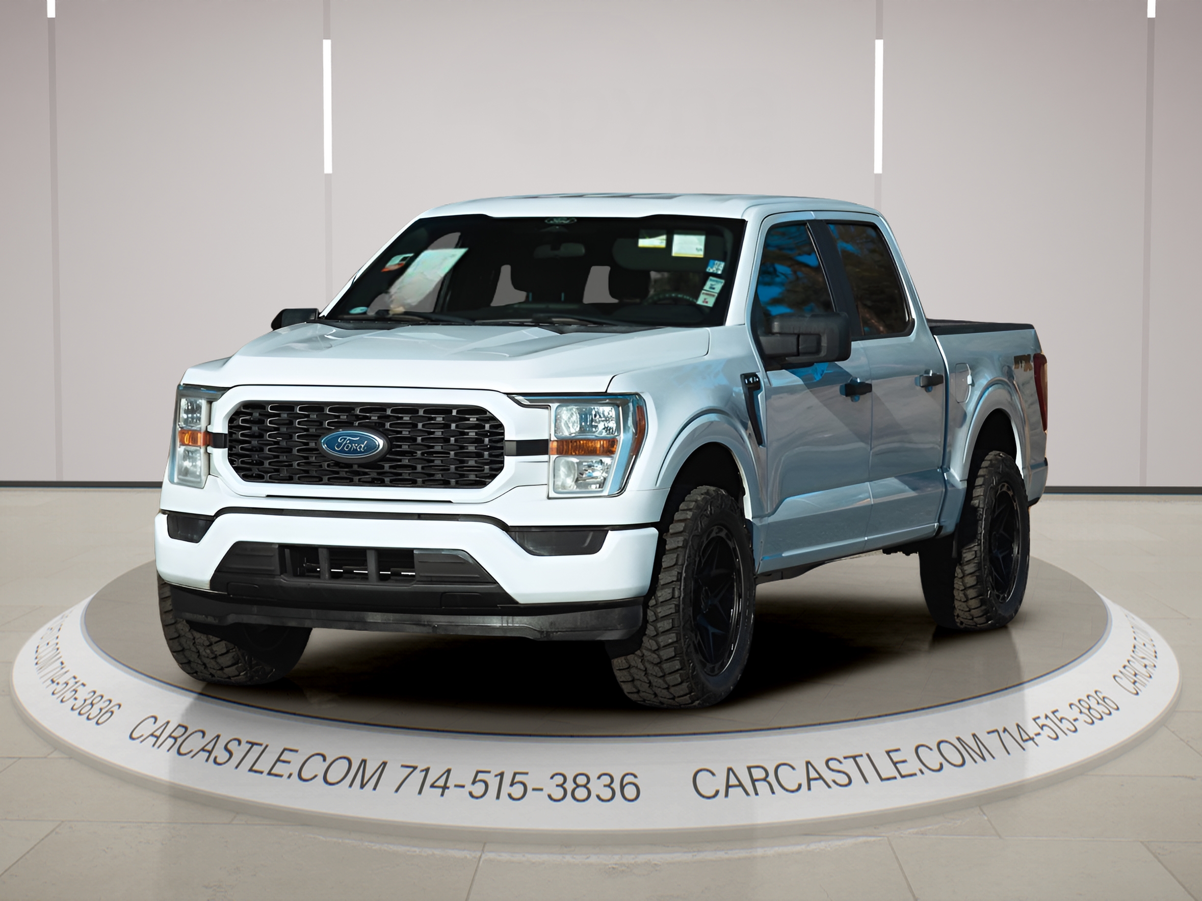 View vehicle photo 5