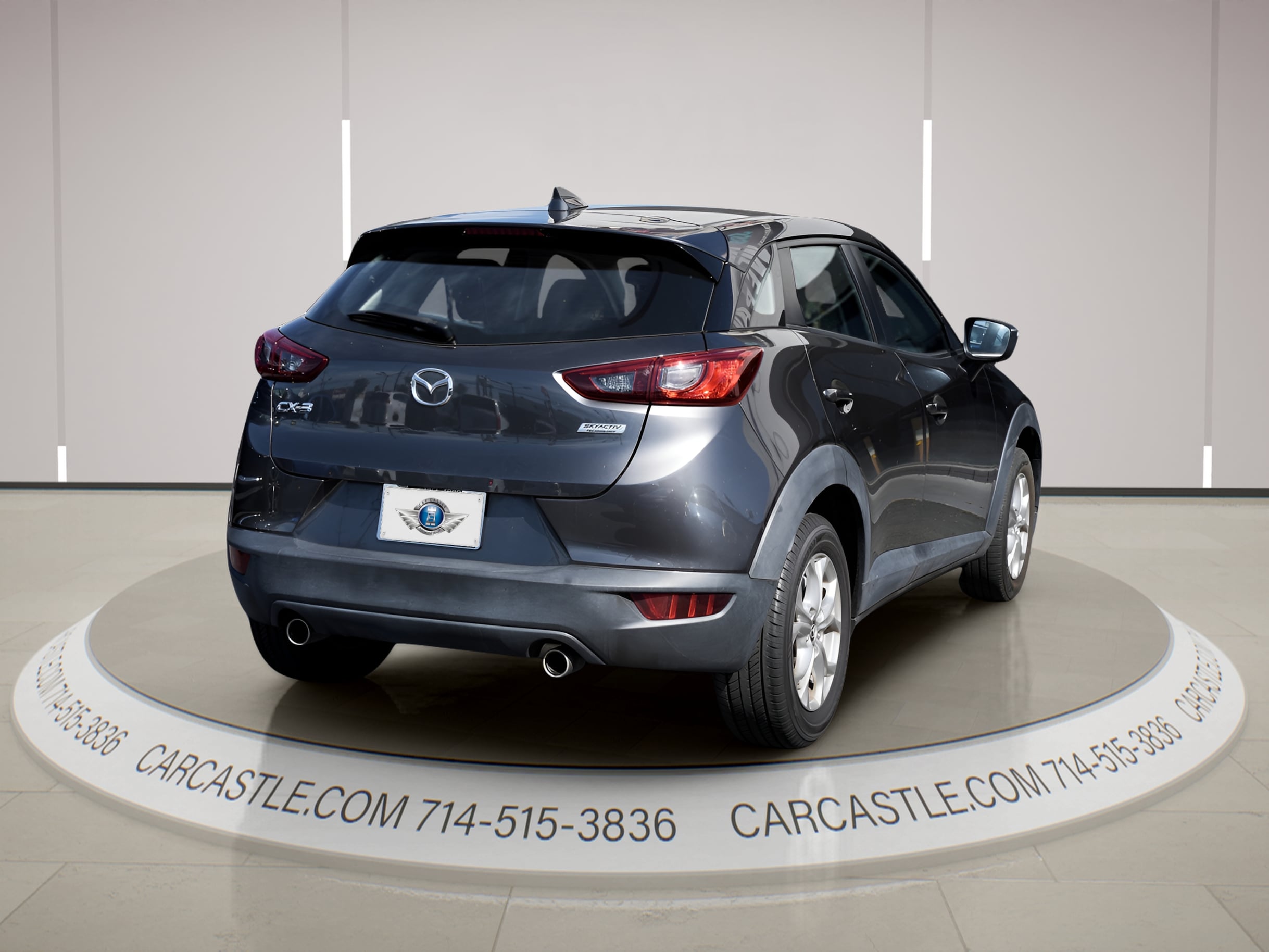 View vehicle photo 6