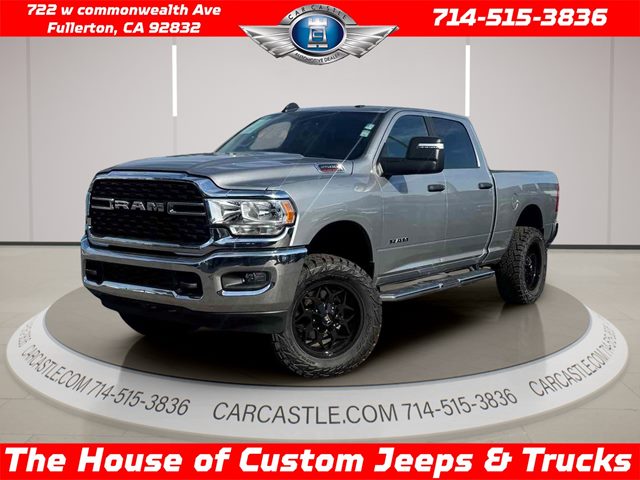Billet Silver Metallic Clearcoat 2024 RAM 2500 Big Horn Crew Cab 4WD Pickup Truck Four-Wheel Drive Automatic