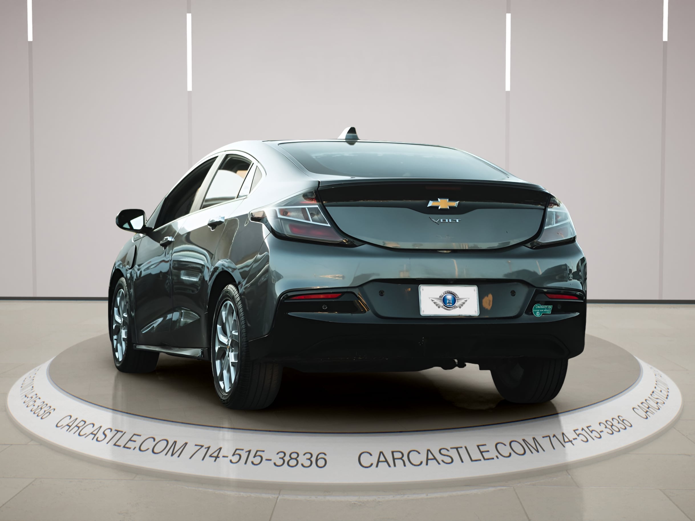 Chevrolet Volt photo 2