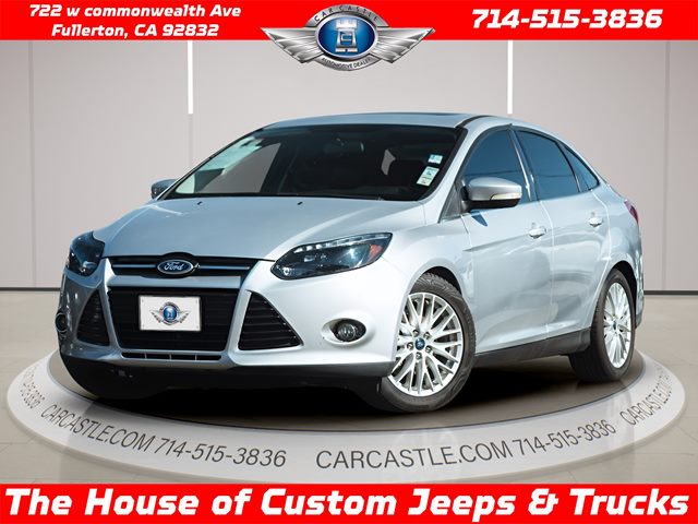 Ingot Silver Metallic 2014 Ford Focus Titanium Sedan Front-Wheel Drive Automatic