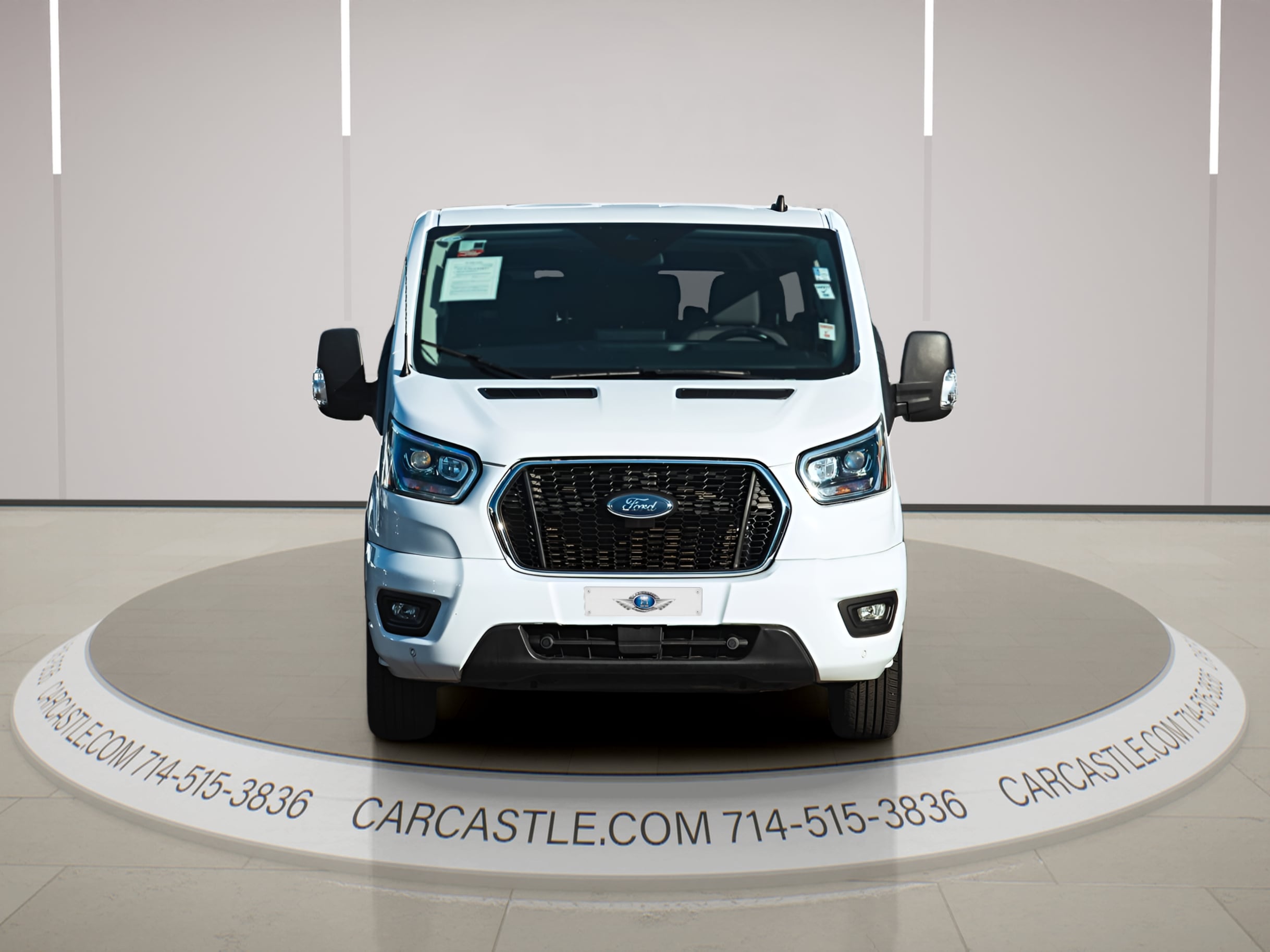 View vehicle photo 3