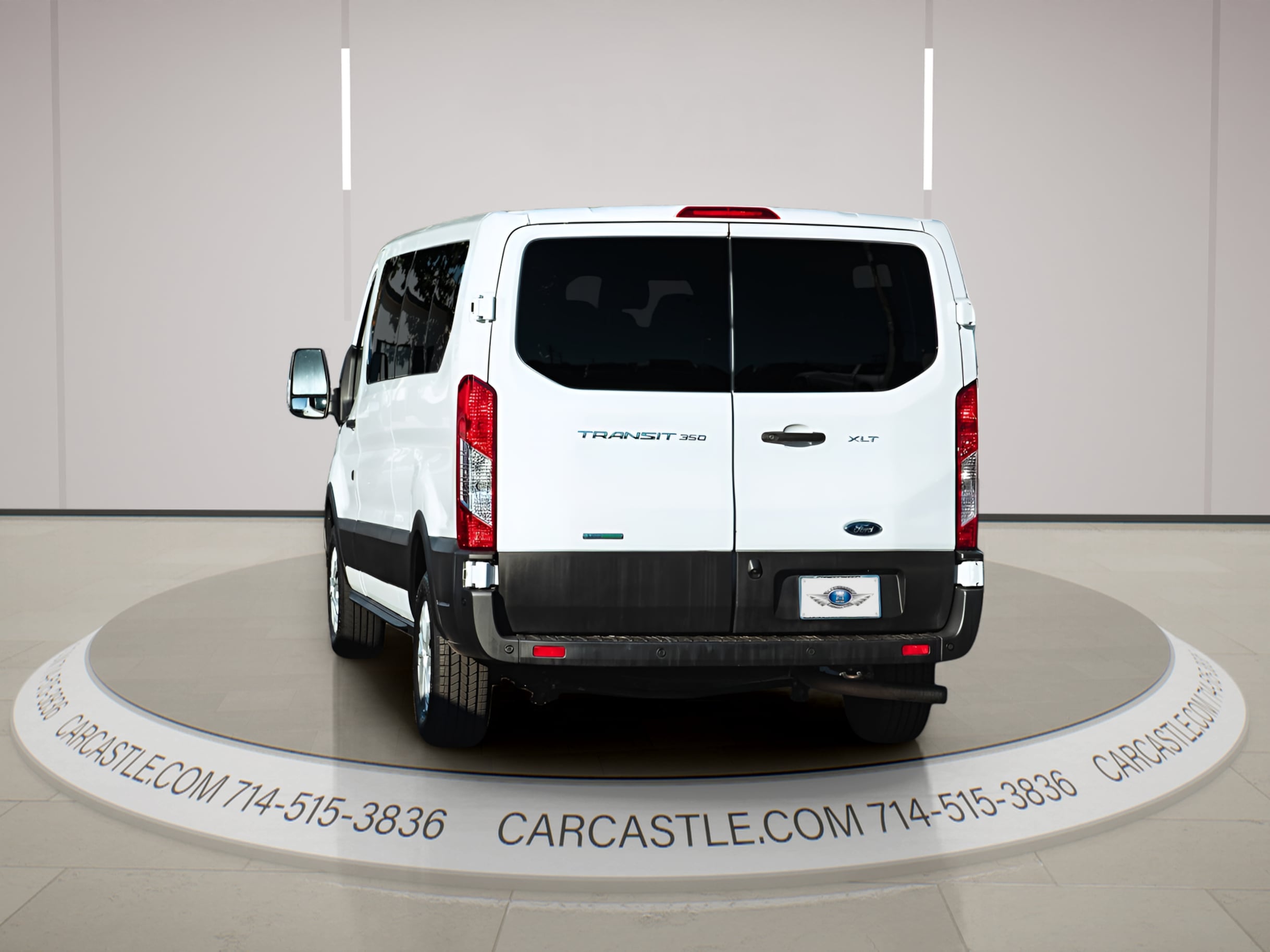 View vehicle photo 6