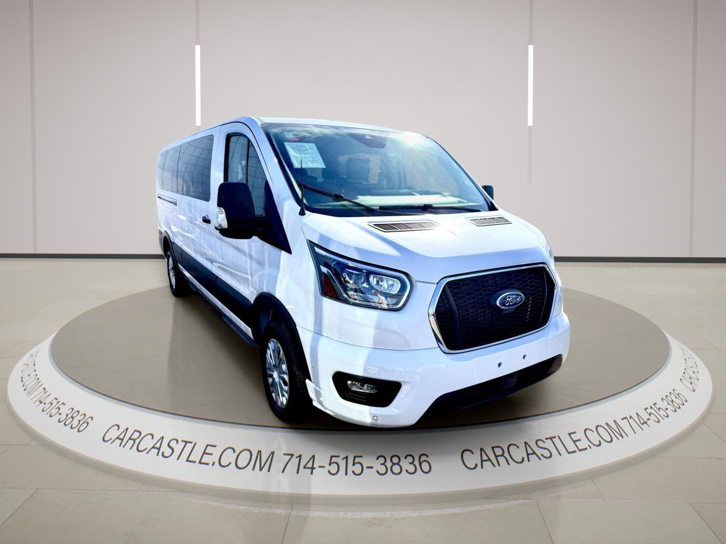 View vehicle photo 3