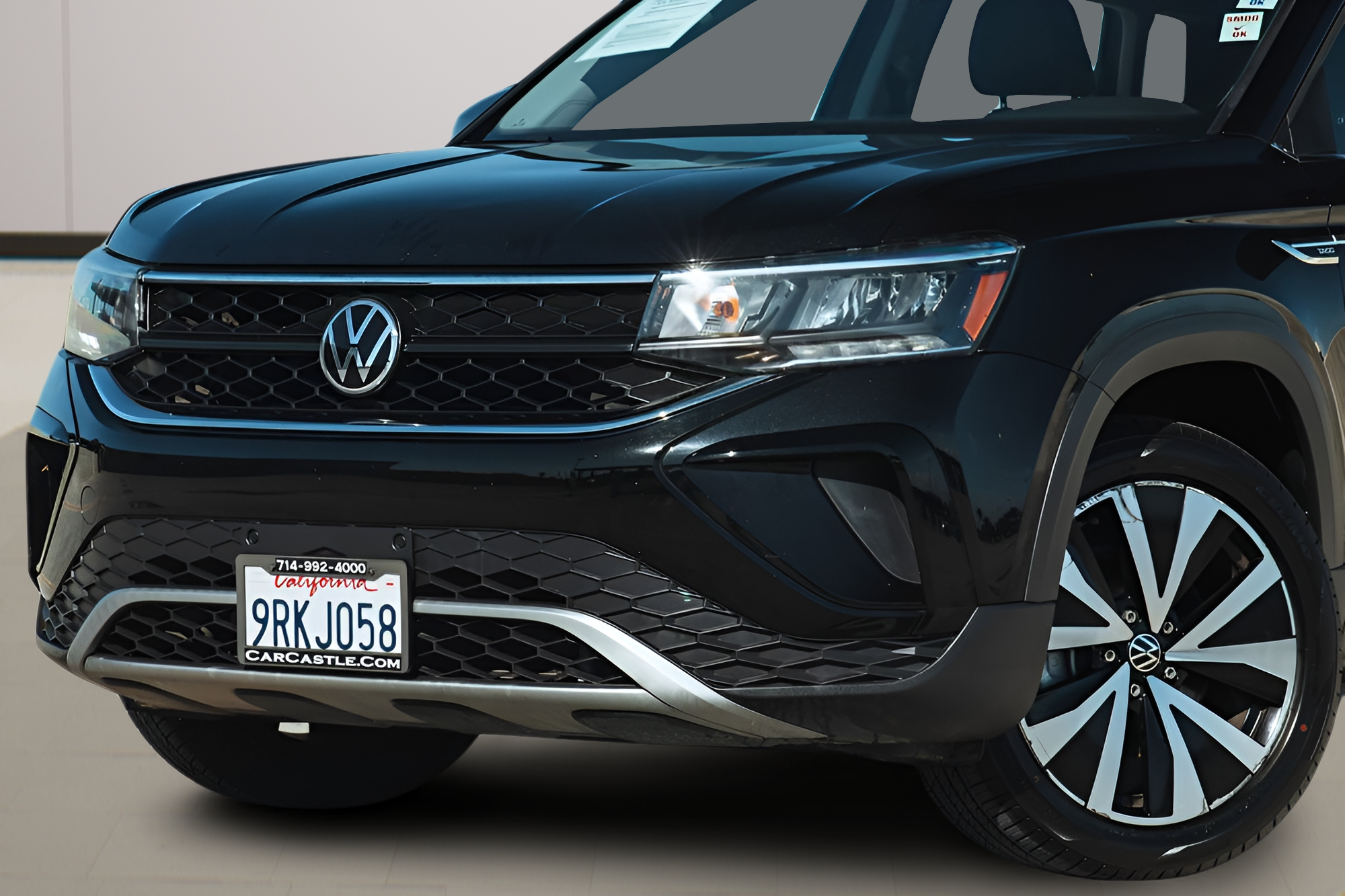 View vehicle photo 2