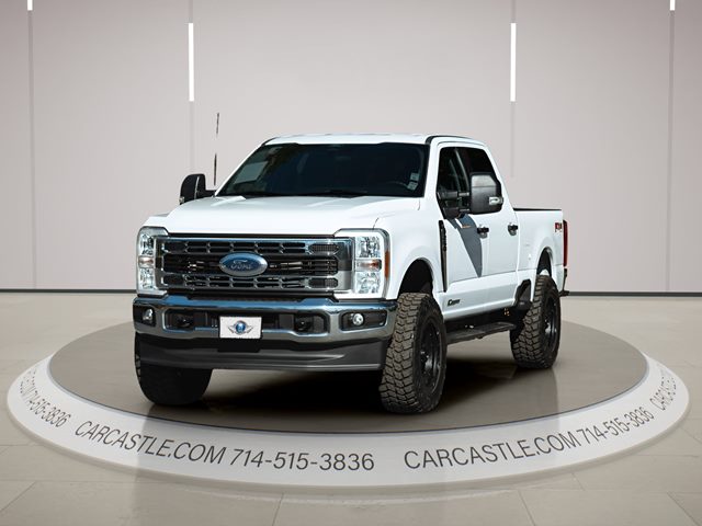 Oxford White 2024 Ford F-250 Super Duty XLT SuperCab 4WD Pickup Truck Four-Wheel Drive Automatic