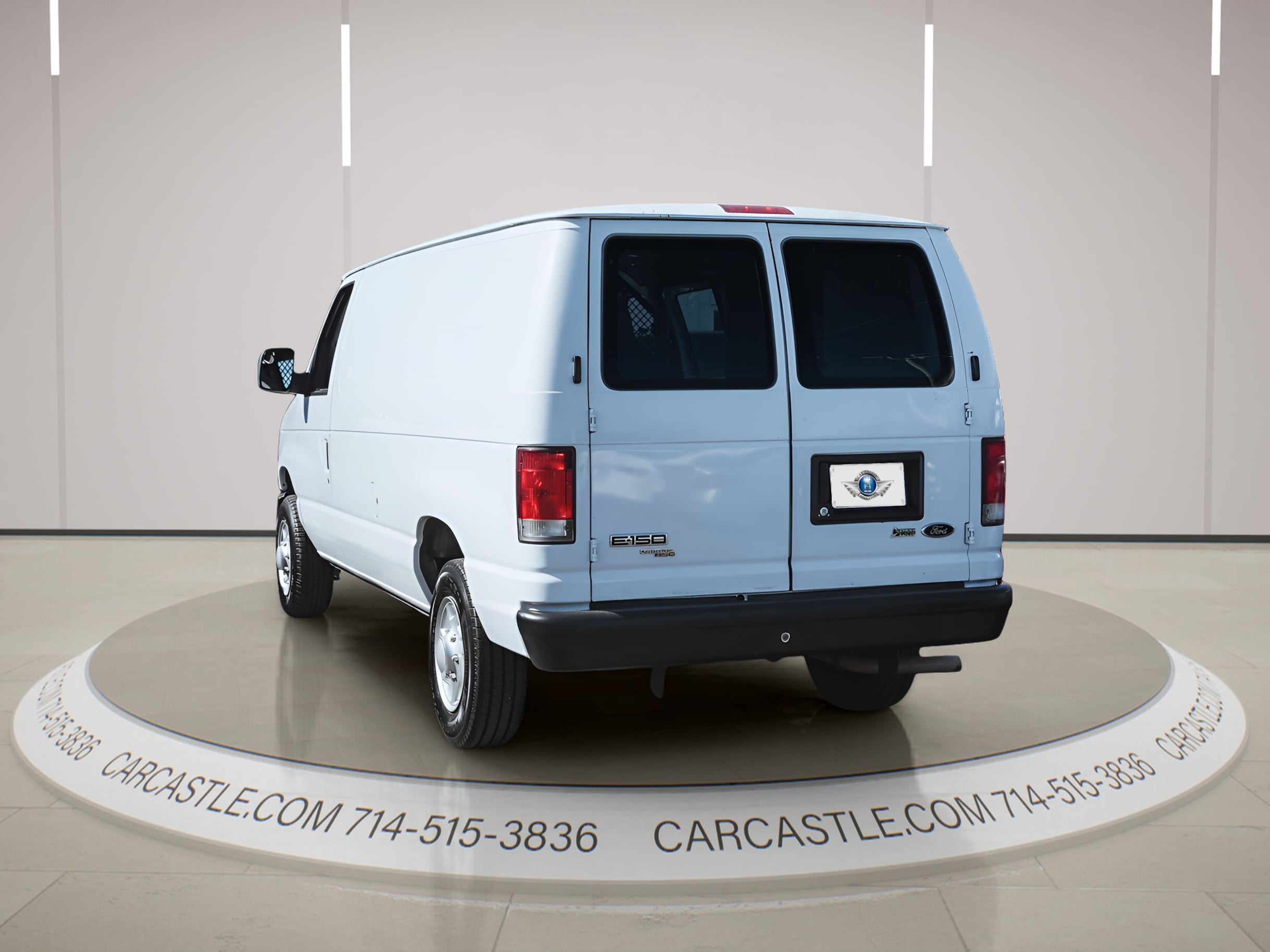 View vehicle photo 6