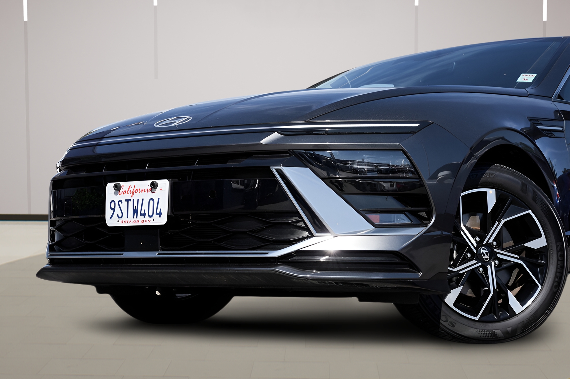 View vehicle photo 2