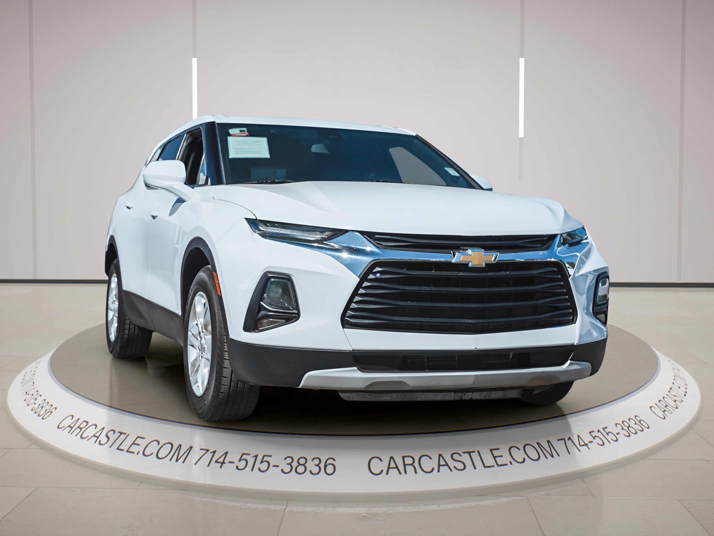 View vehicle photo 4