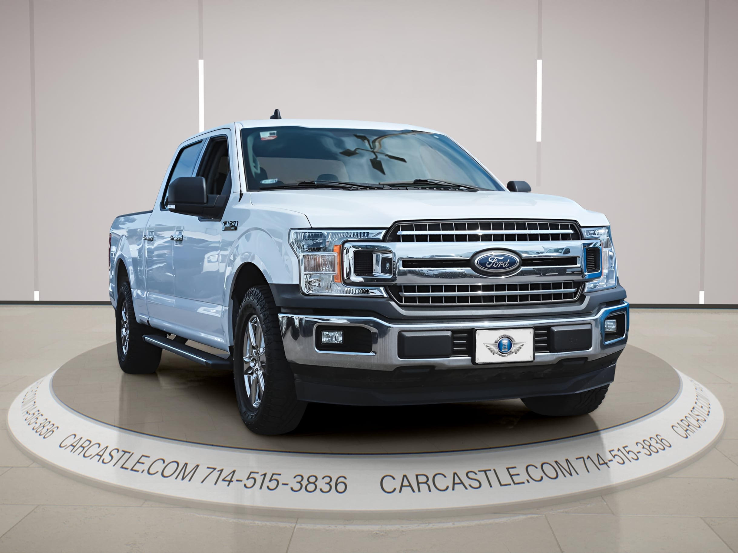 View vehicle photo 4