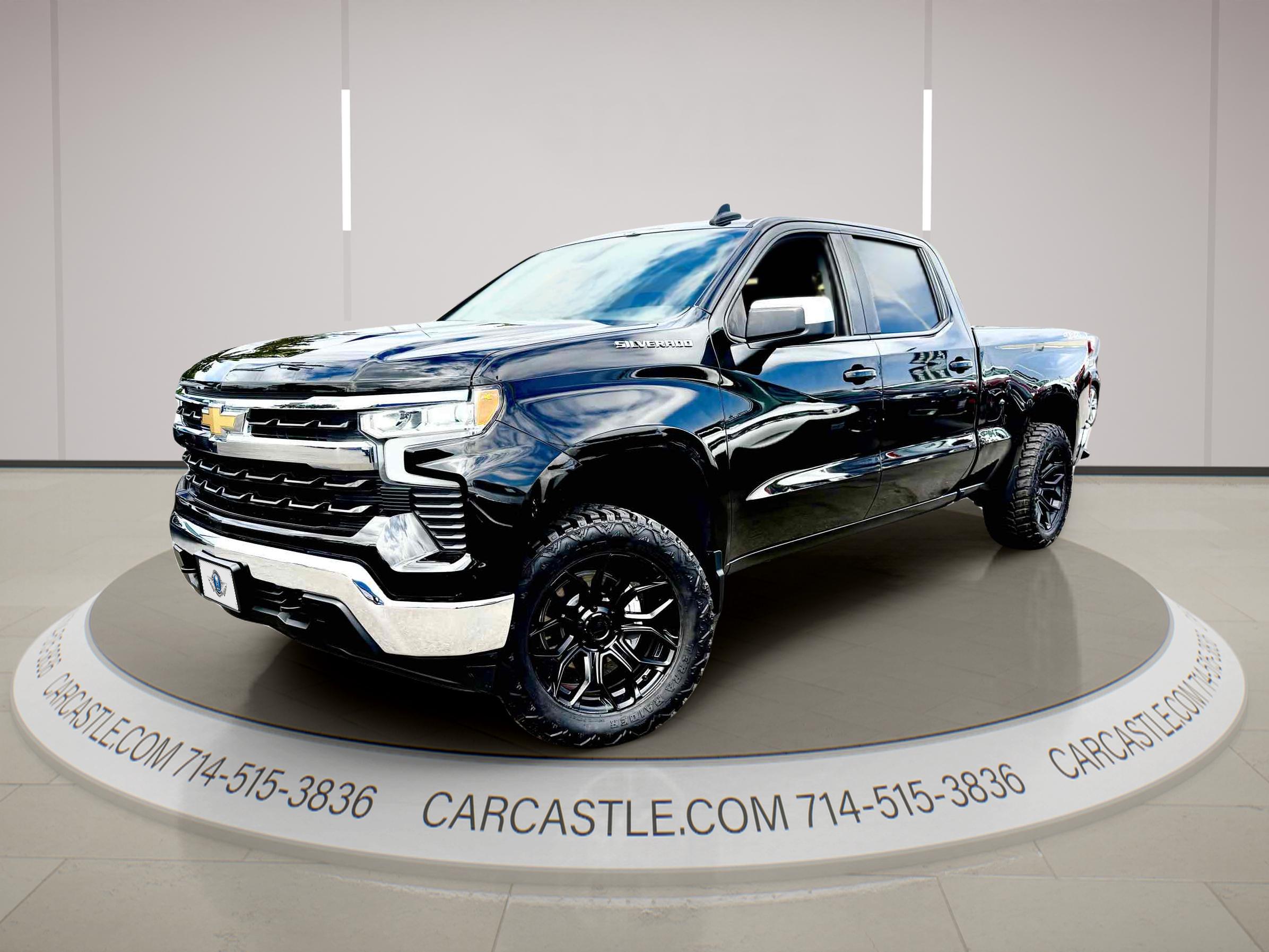 2023 Chevrolet Silverado 1500 LT 4X4 Crew Cab Short Box's photo
