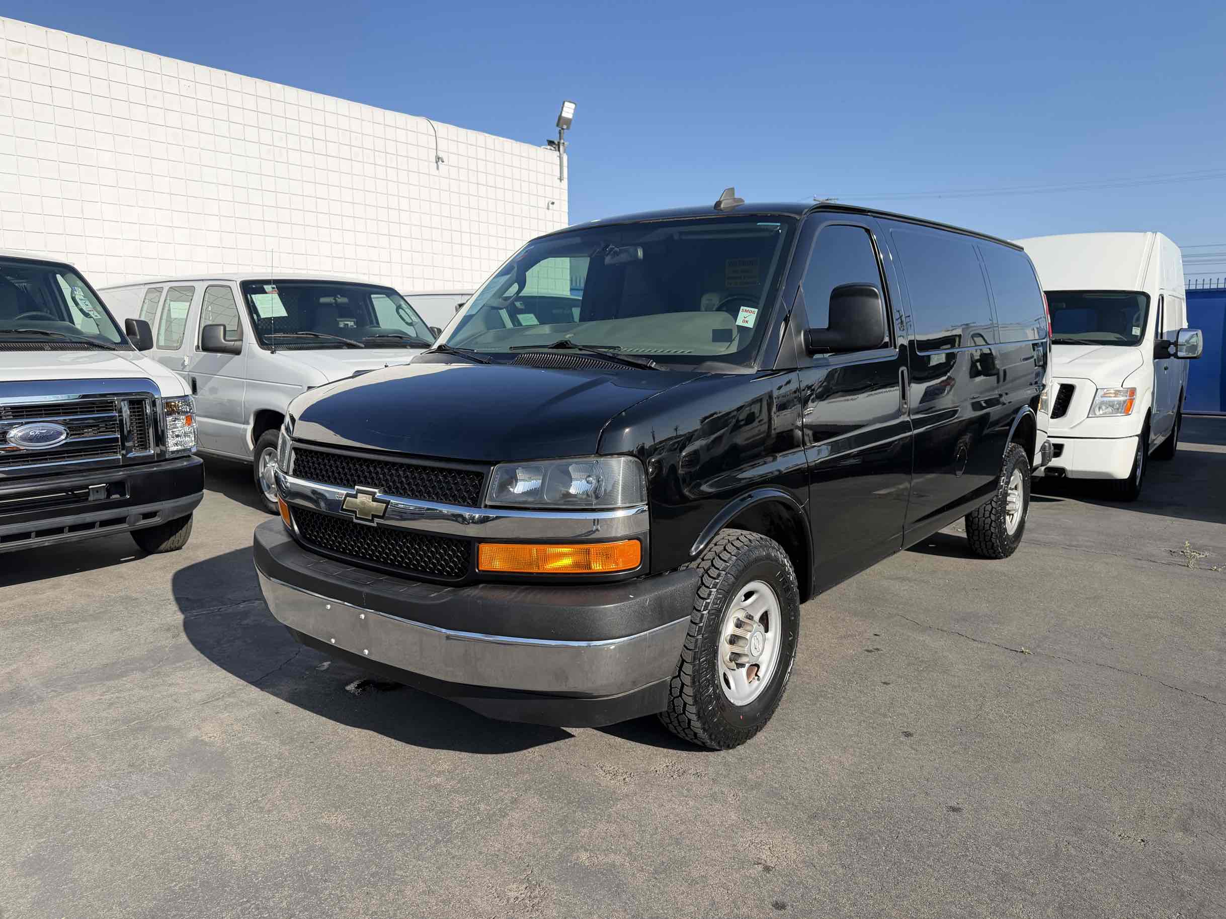 2018 Chevrolet Express 2500 Work Van HD's photo