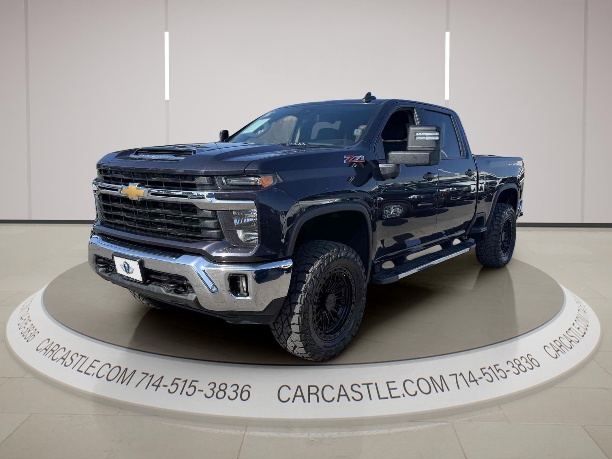 2024 Chevrolet Silverado HD LT 4WD Crew Cab Standard Box's photo