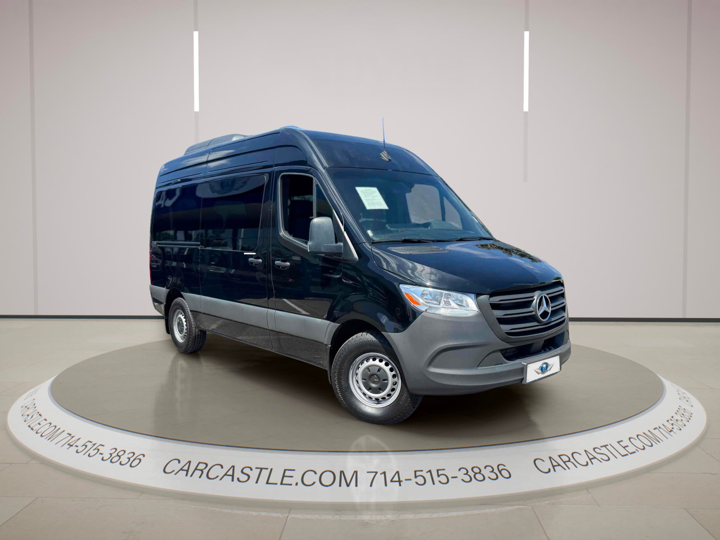 Mercedes-Benz Sprinter photo 7