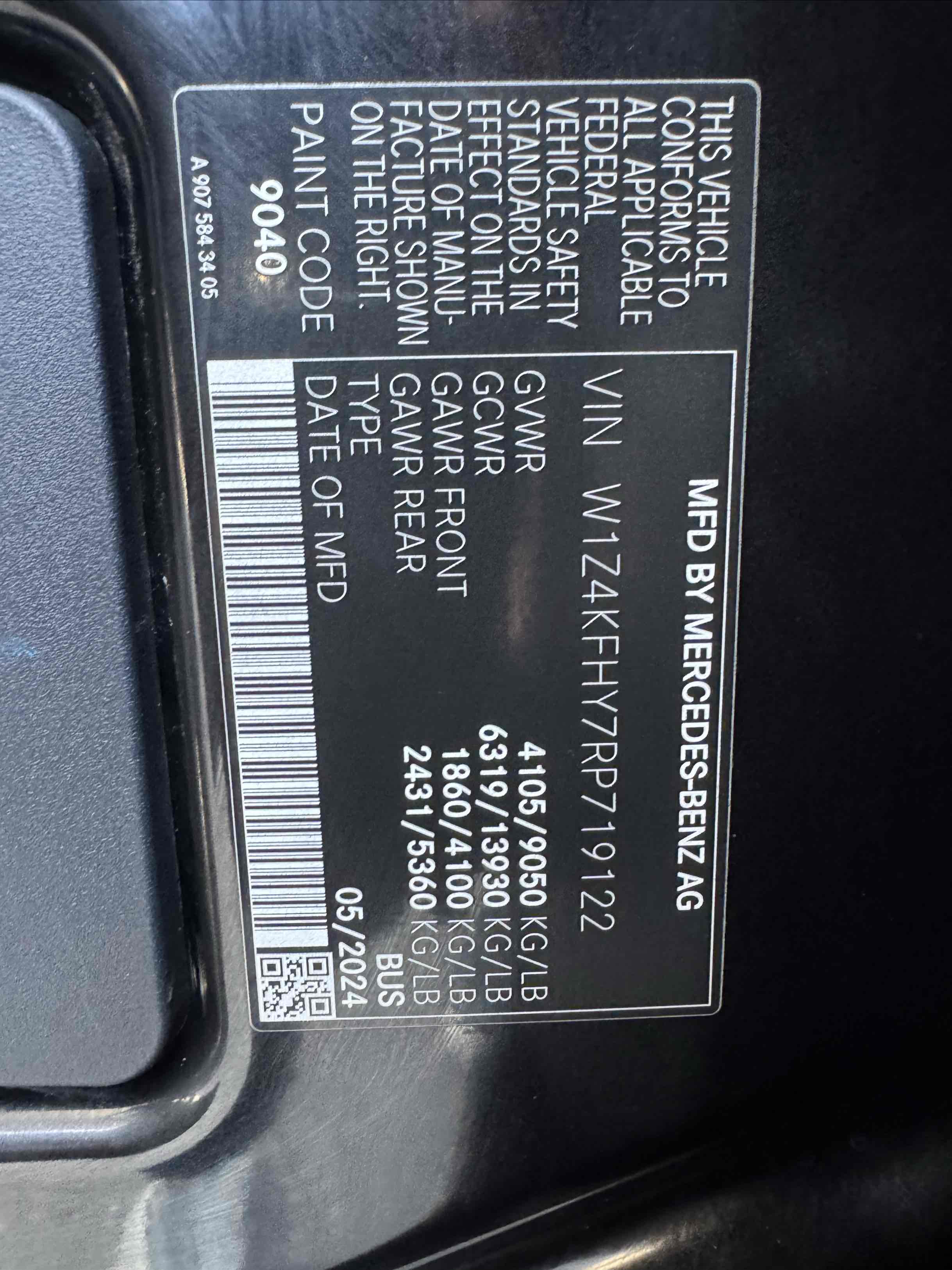 Mercedes-Benz Sprinter photo 21