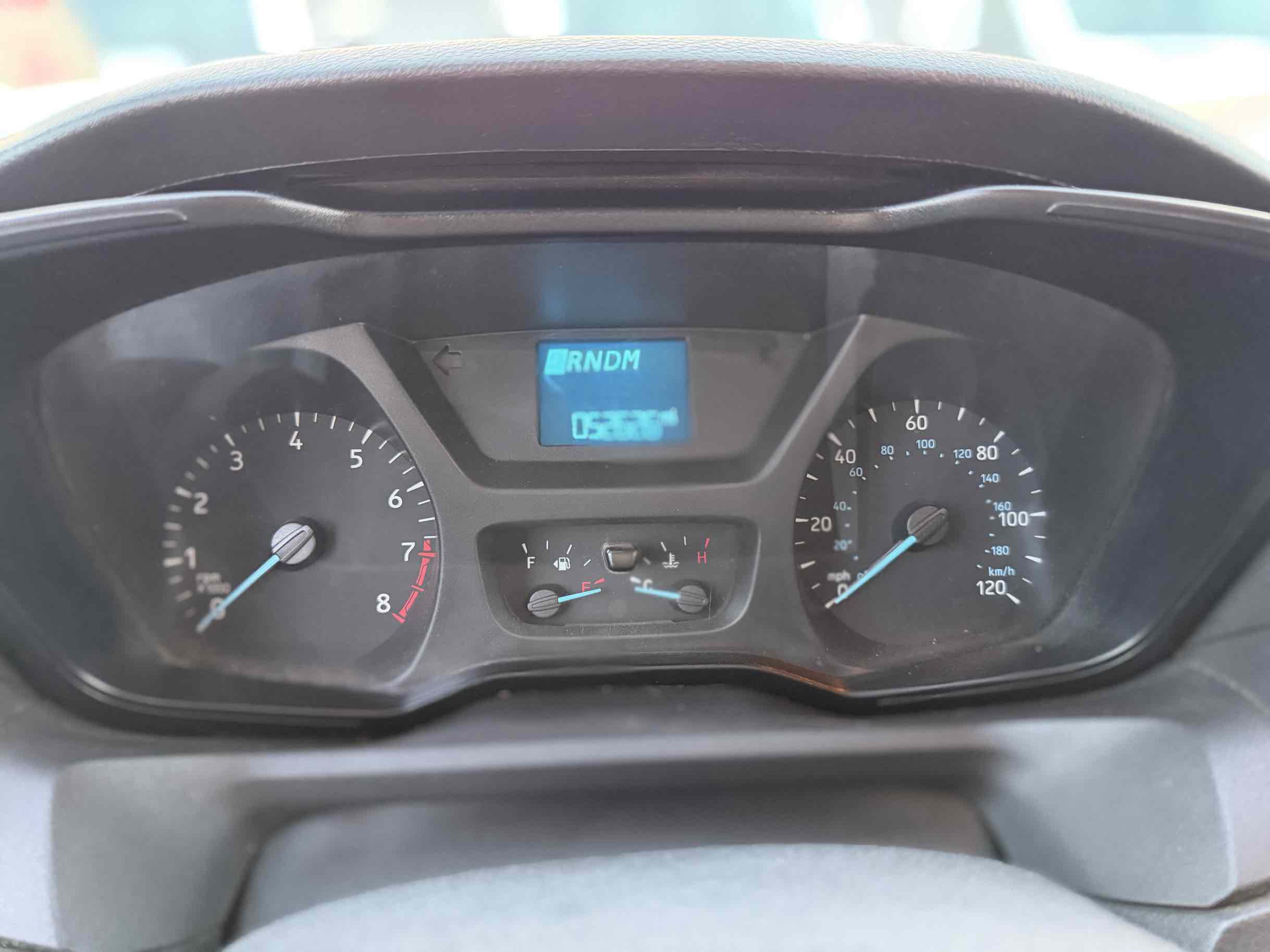 Ford Transit photo 20