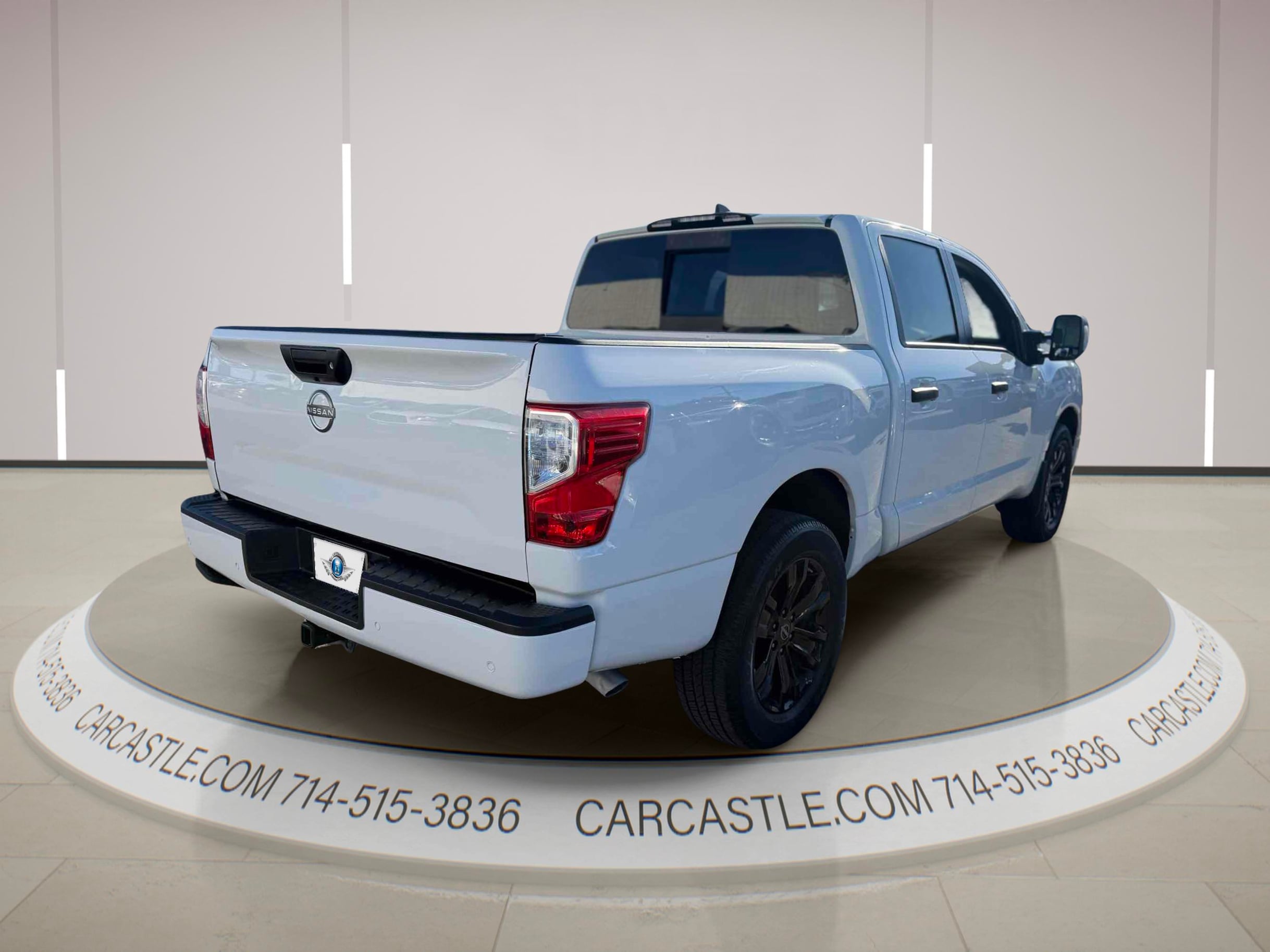 Nissan Titan photo 5