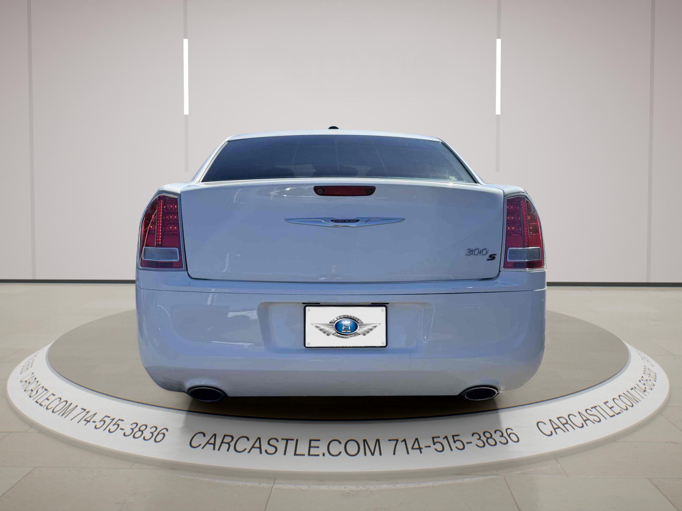 Chrysler 300 photo 4