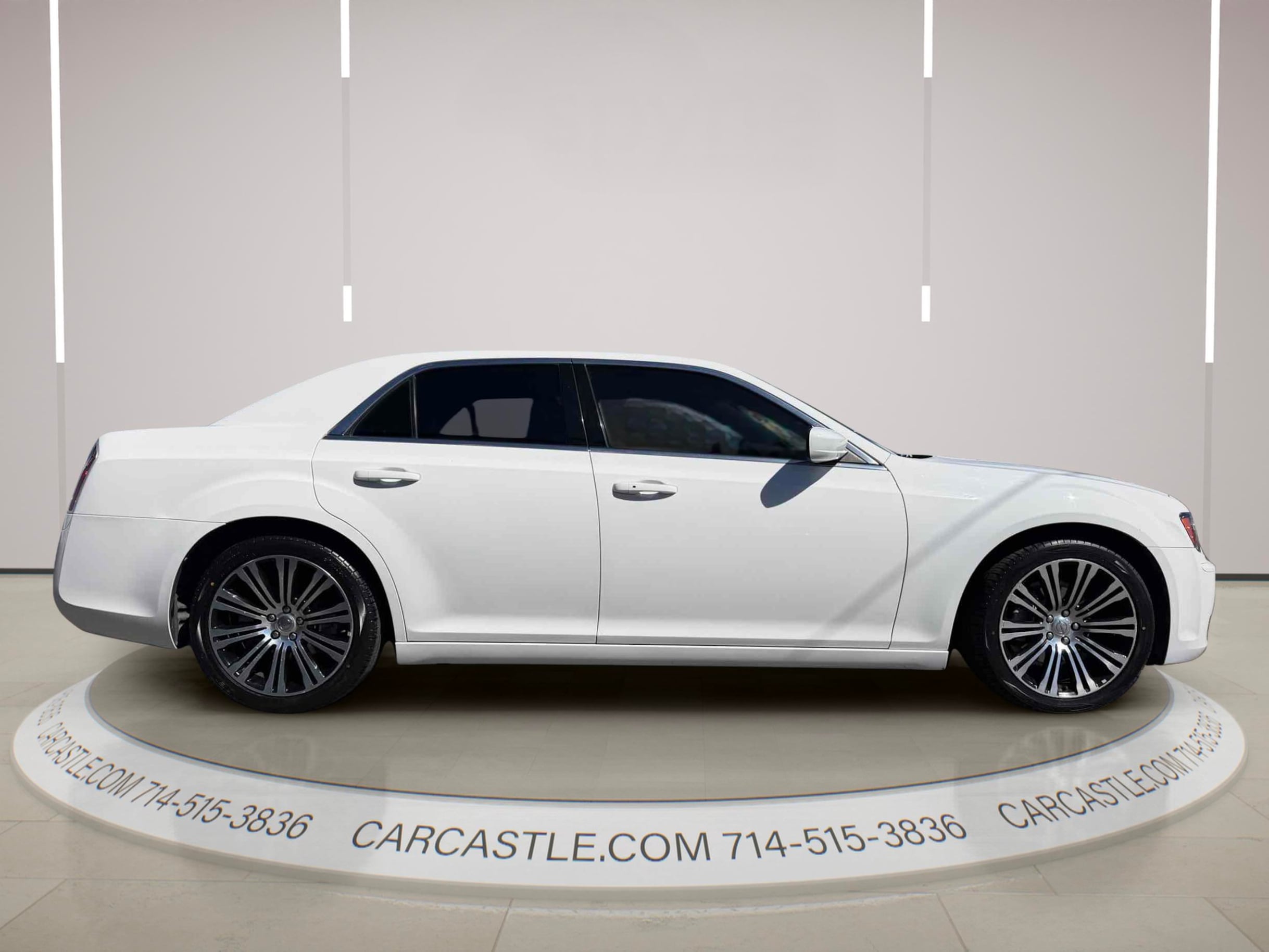 Chrysler 300 photo 6