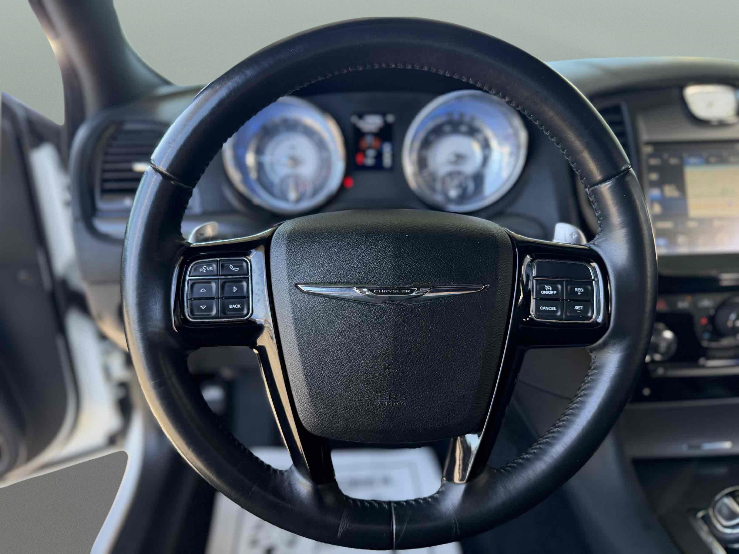 Chrysler 300 photo 20