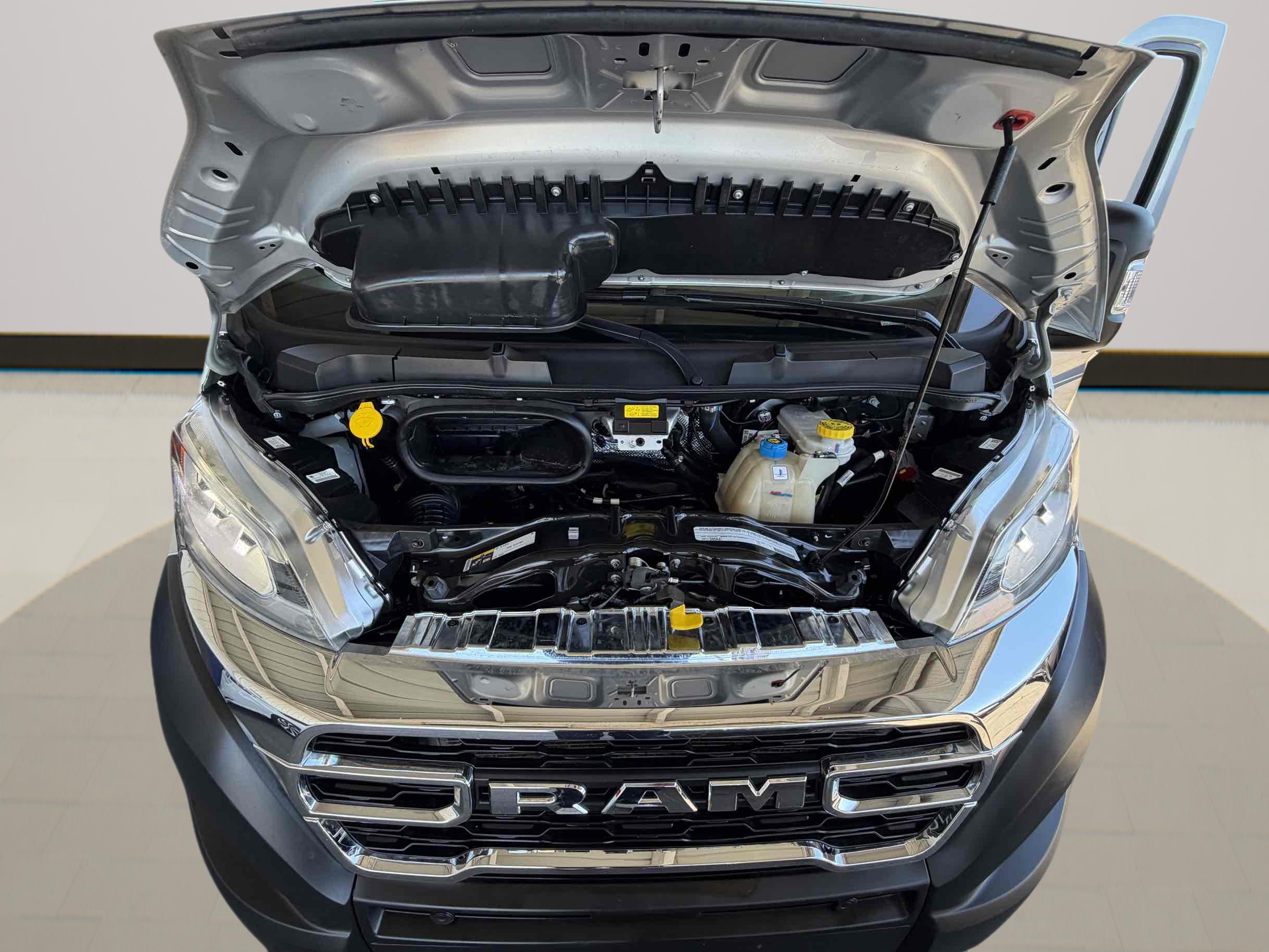Ram Cargo Van photo 9