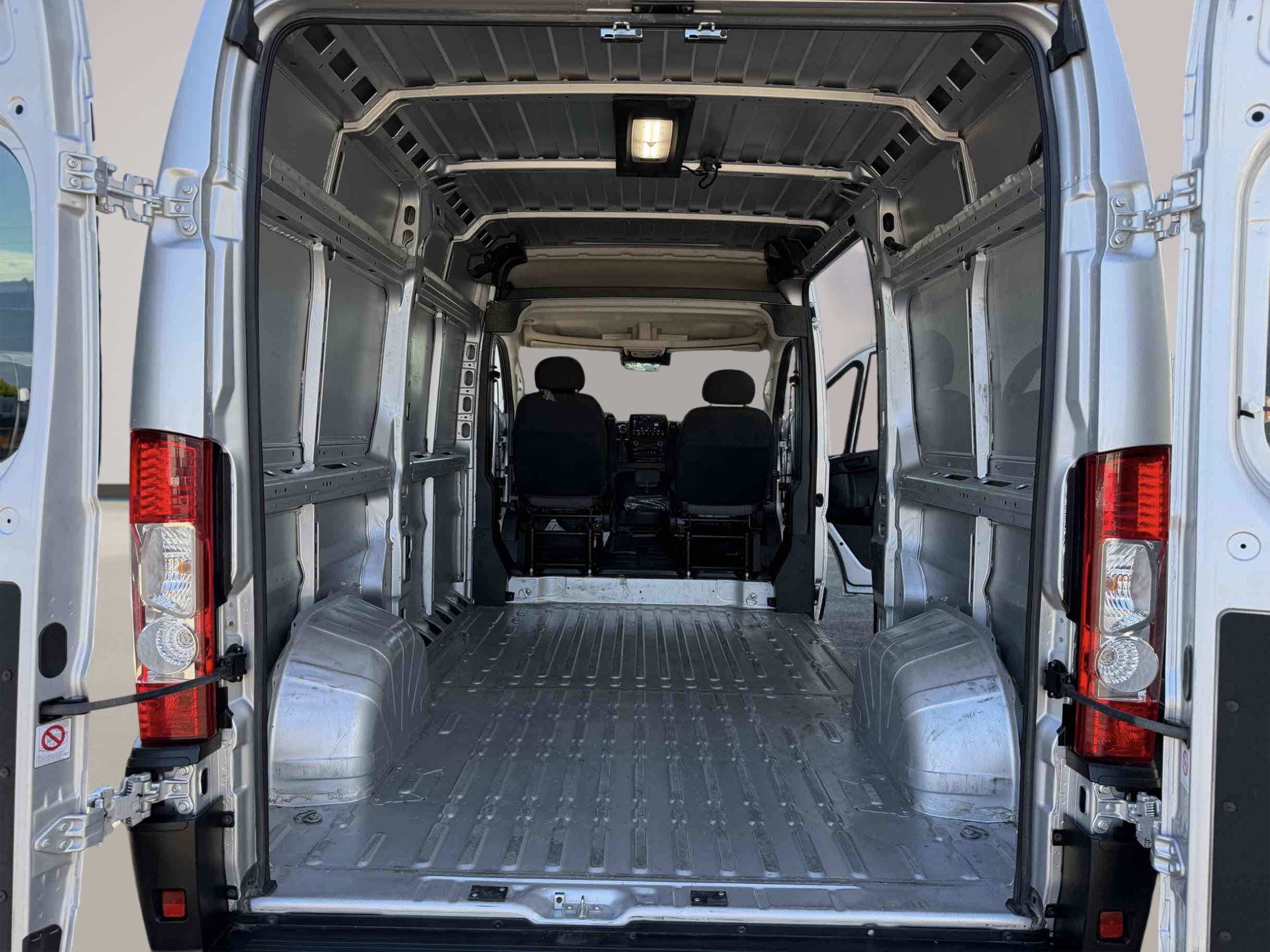Ram Cargo Van photo 12