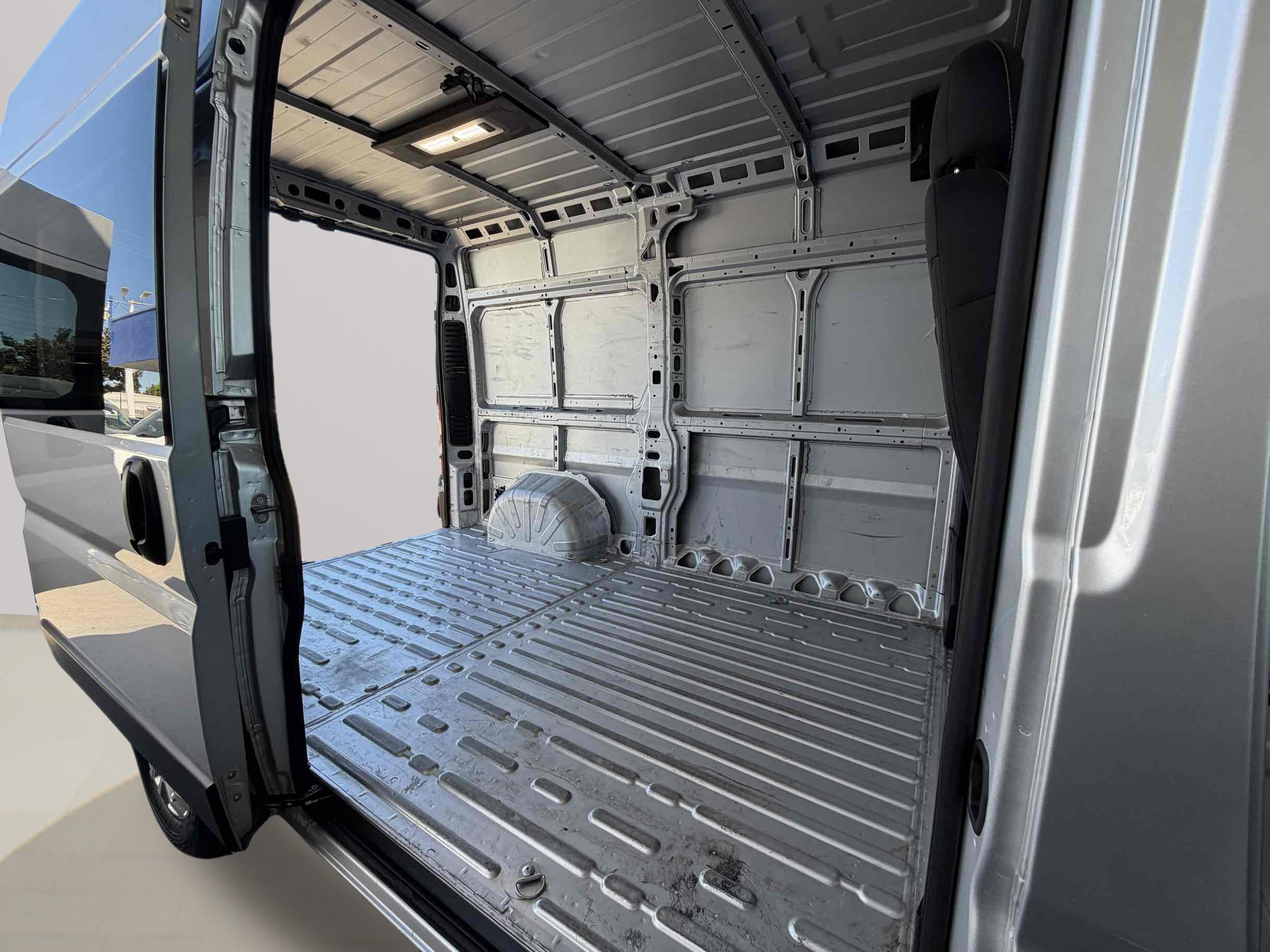 Ram Cargo Van photo 13