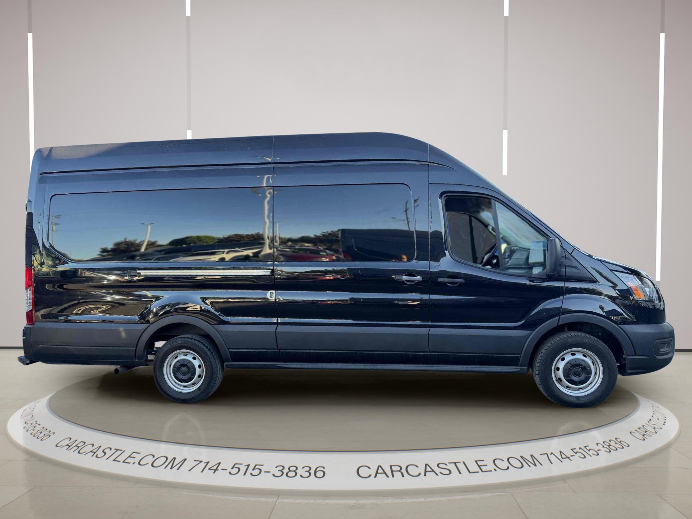 Ford Transit photo 6