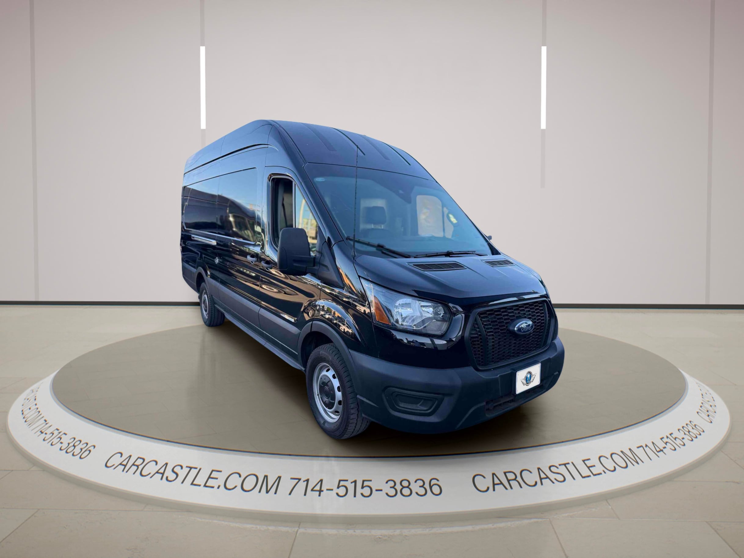 Ford Transit photo 7