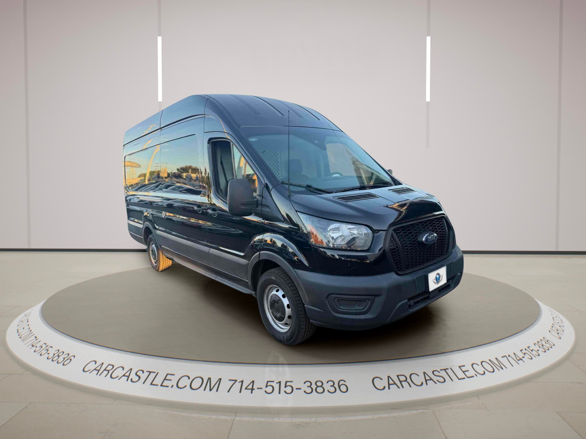 Ford Transit photo 7