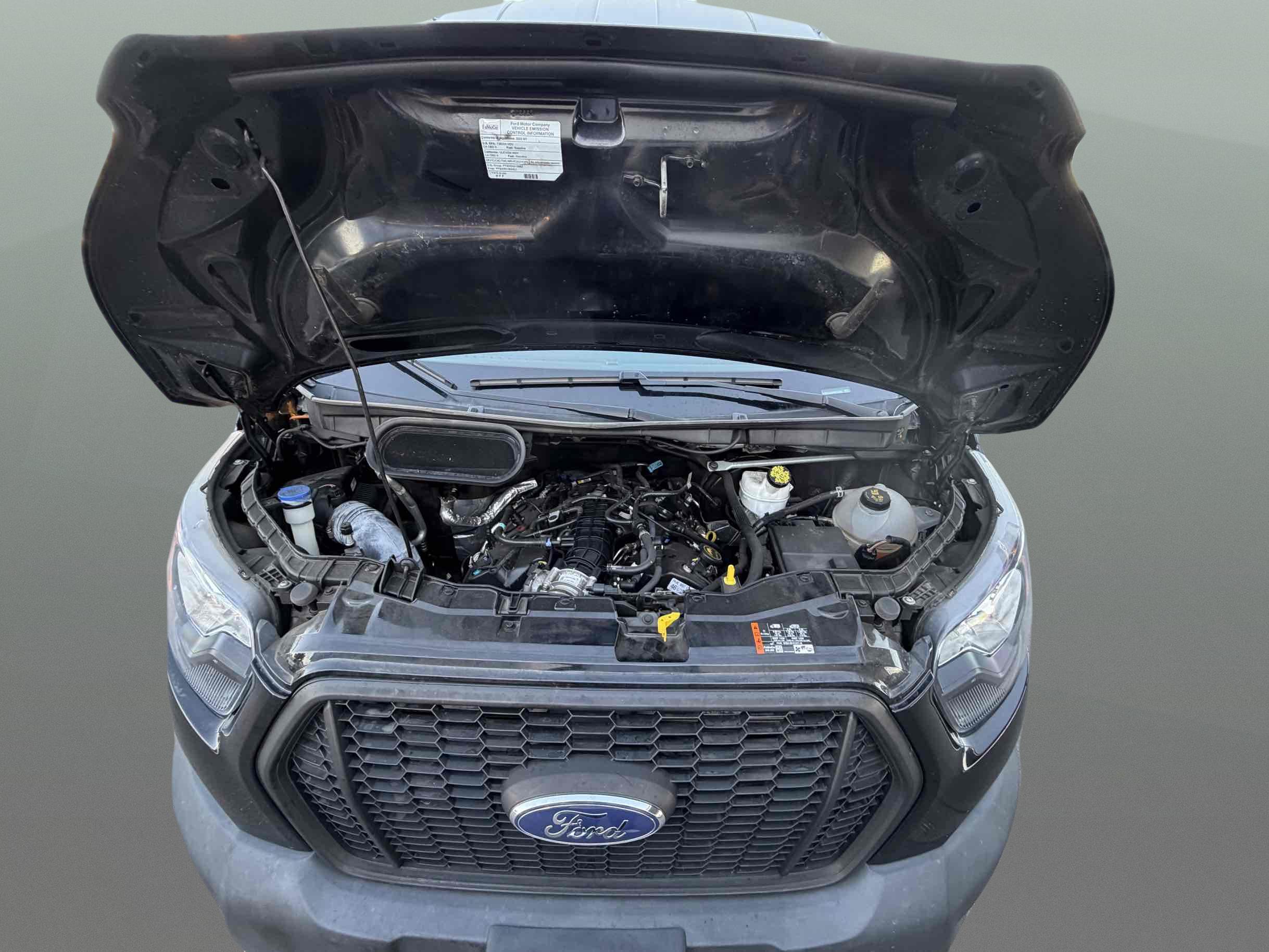 Ford Transit photo 24