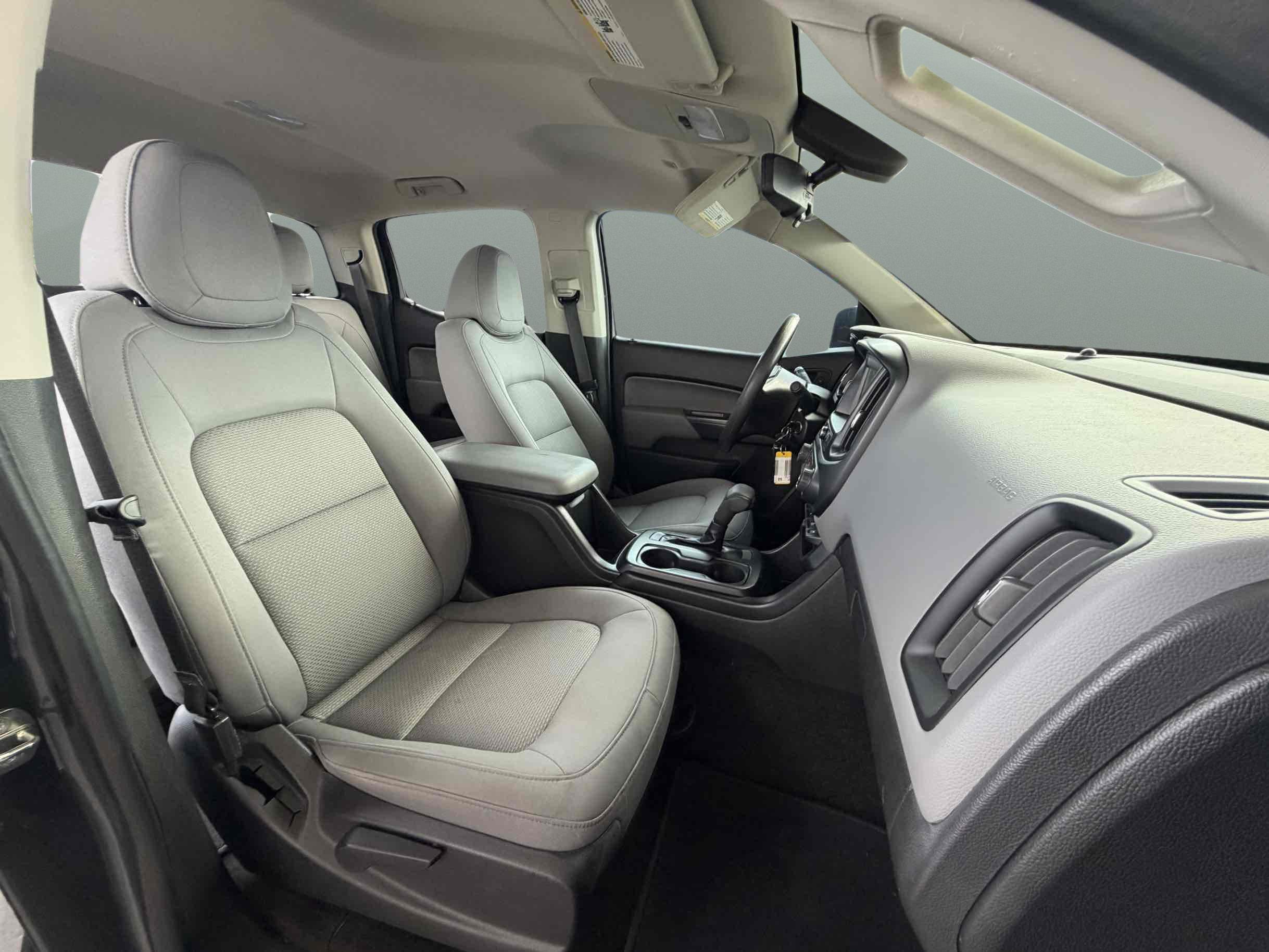 Chevrolet Colorado photo 13