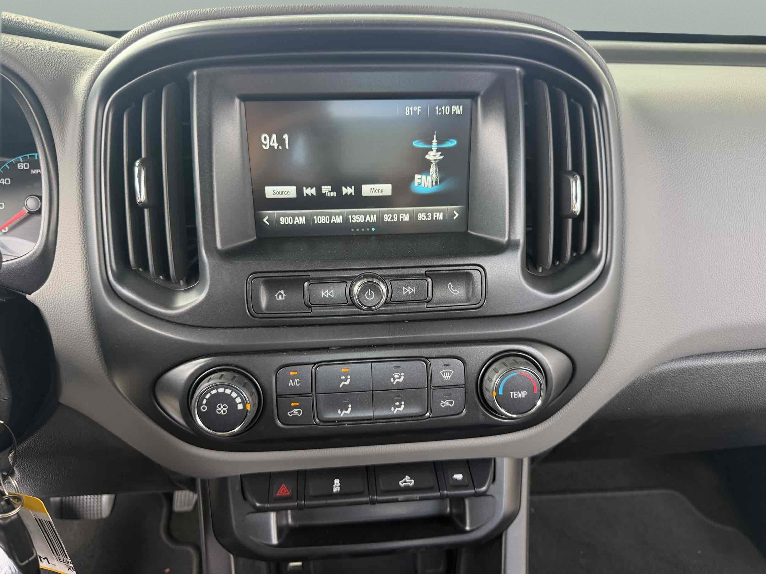 Chevrolet Colorado photo 16