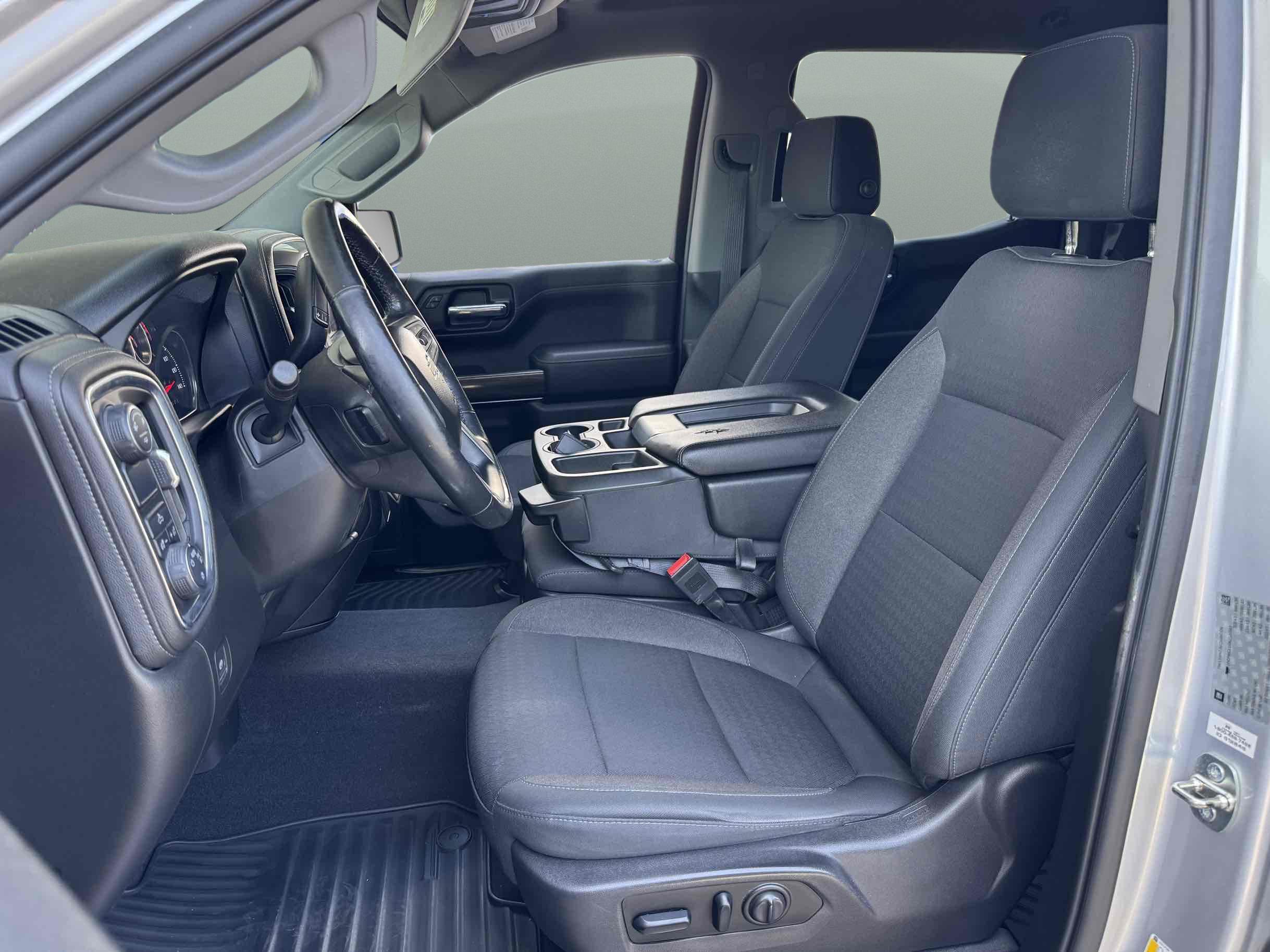 Chevrolet Silverado photo 10