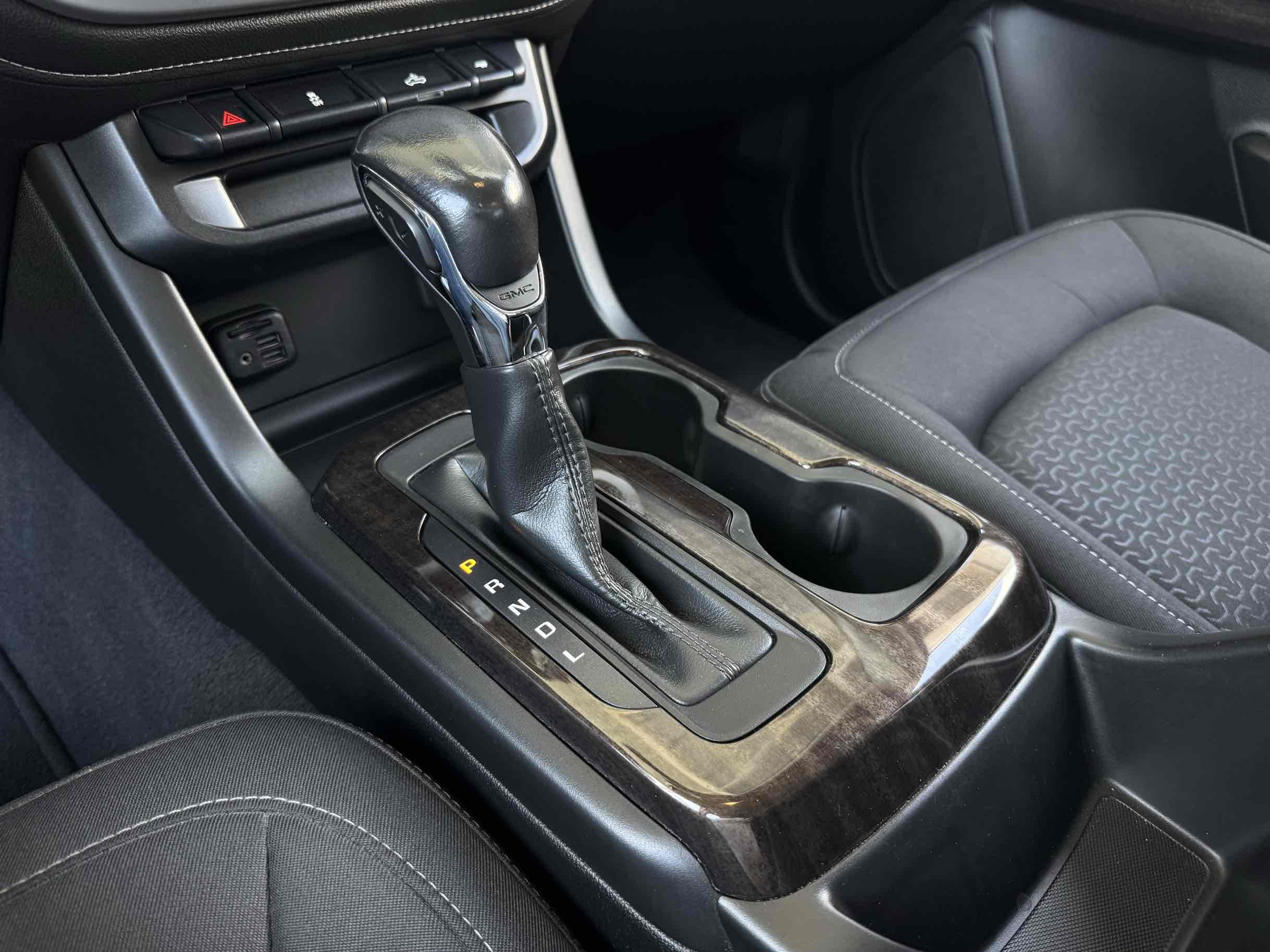 GMC Canyon photo 15