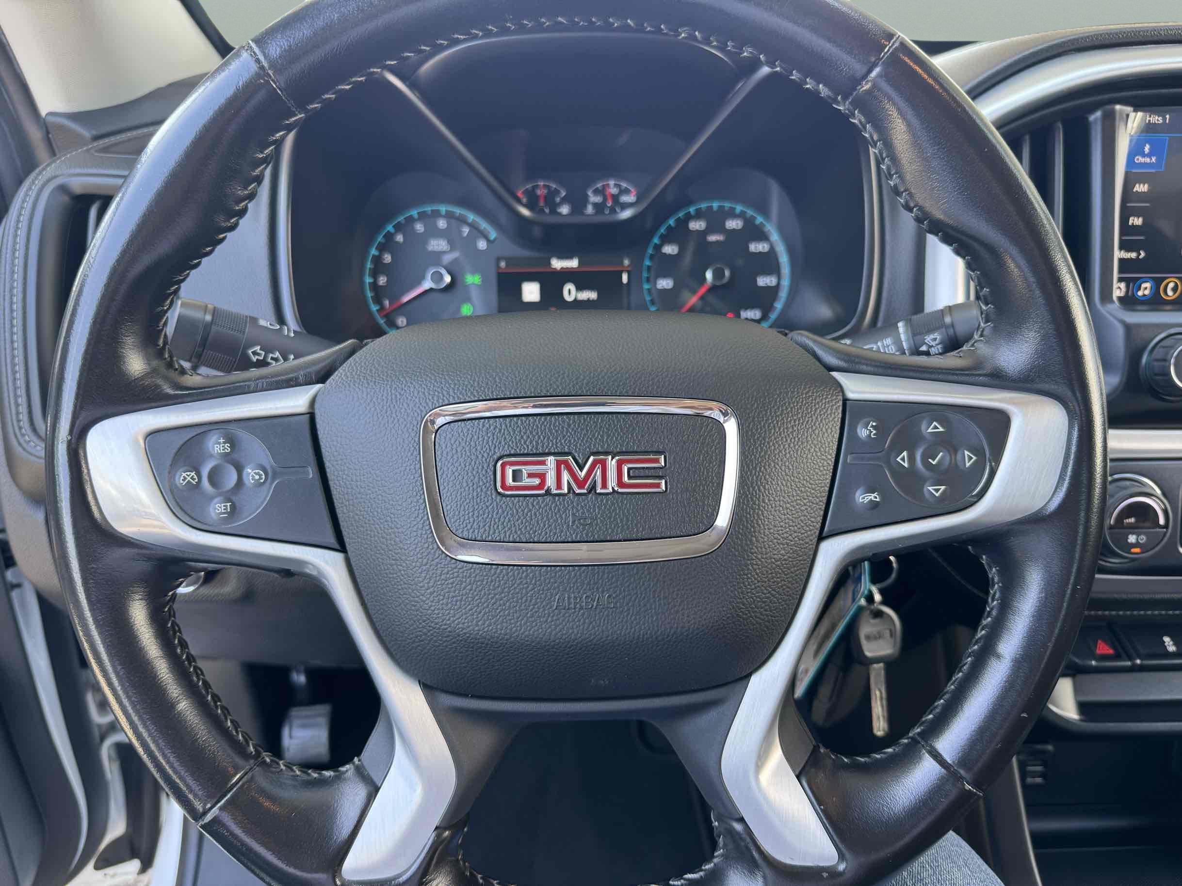 GMC Canyon photo 16