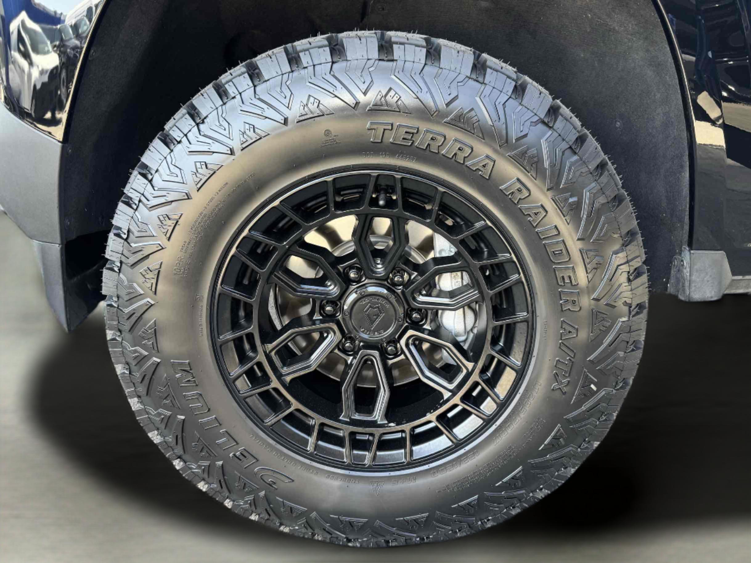 Chevrolet Colorado photo 19