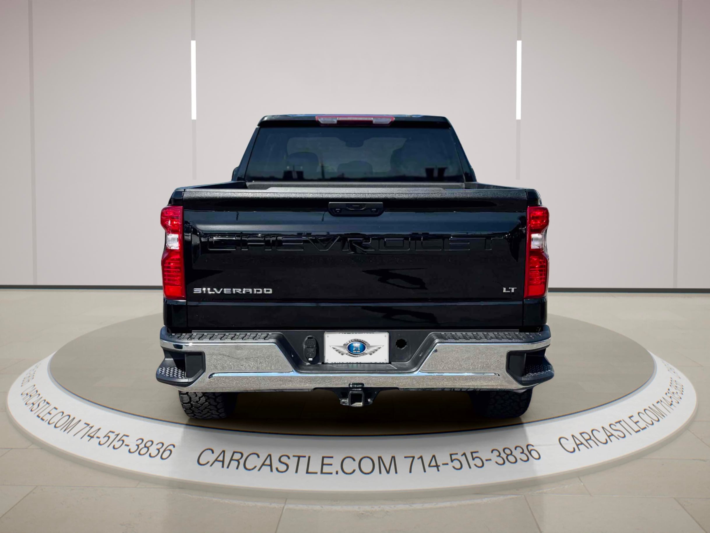 Chevrolet Silverado photo 4