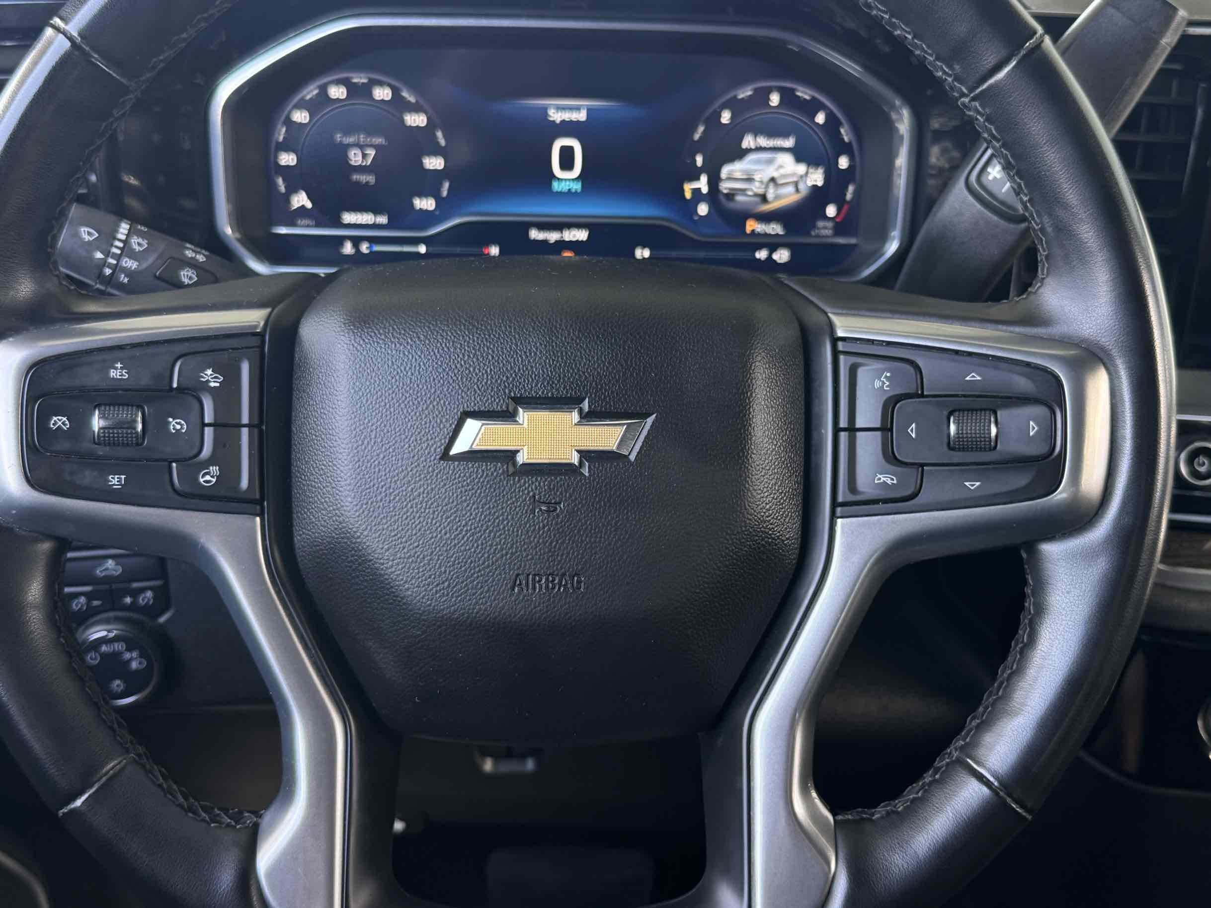 Chevrolet Silverado photo 15