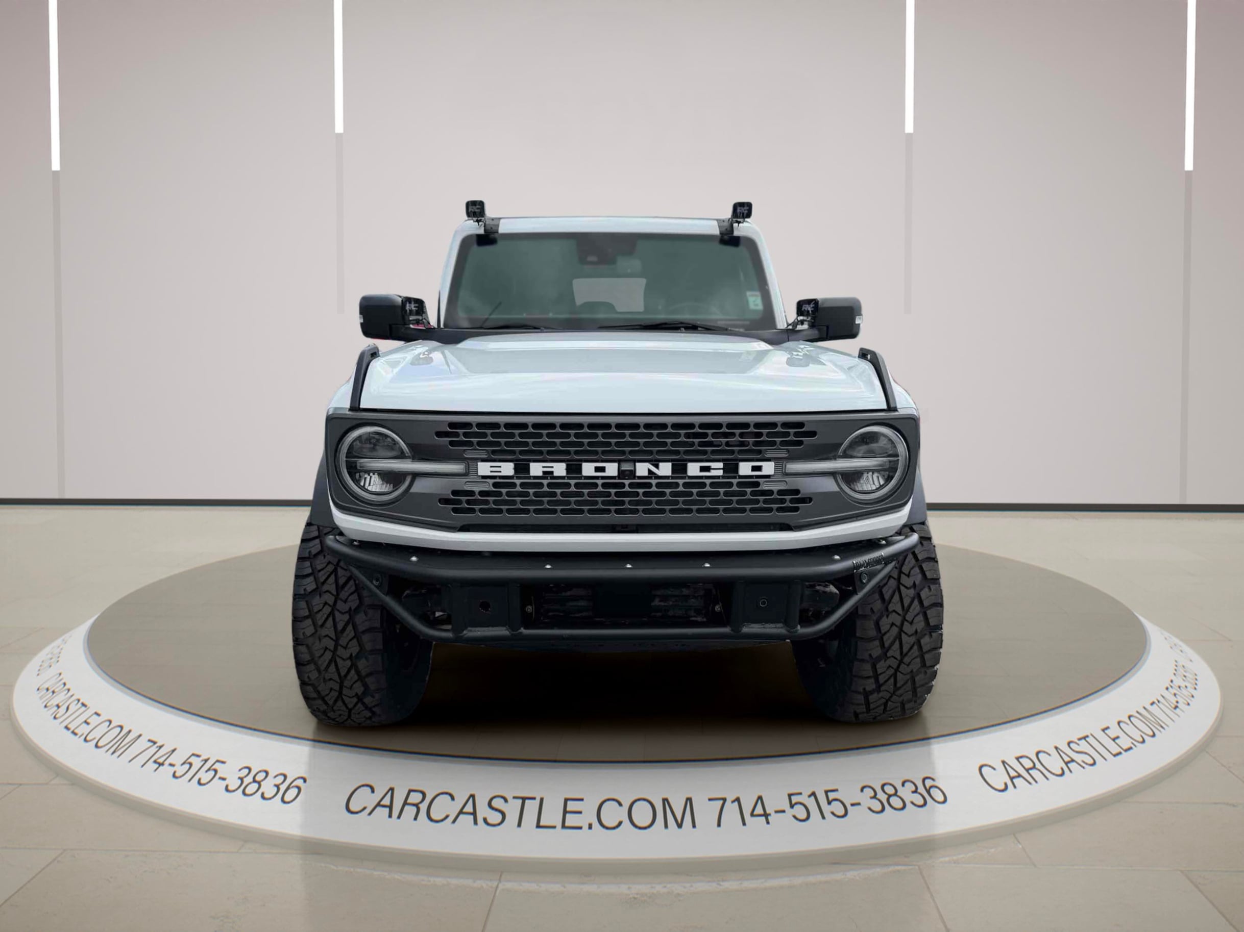Ford Bronco photo 9
