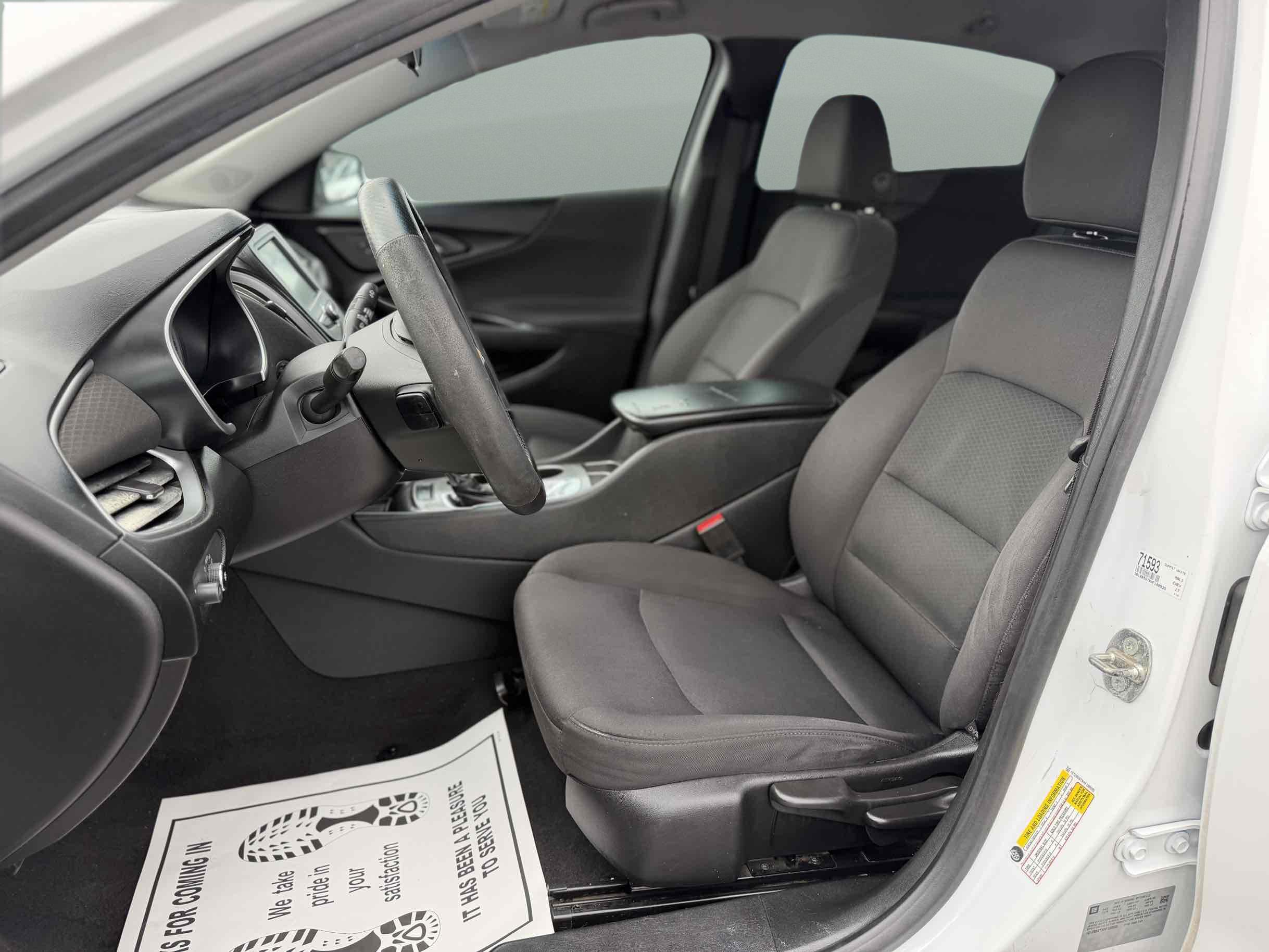 Chevrolet Malibu photo 10
