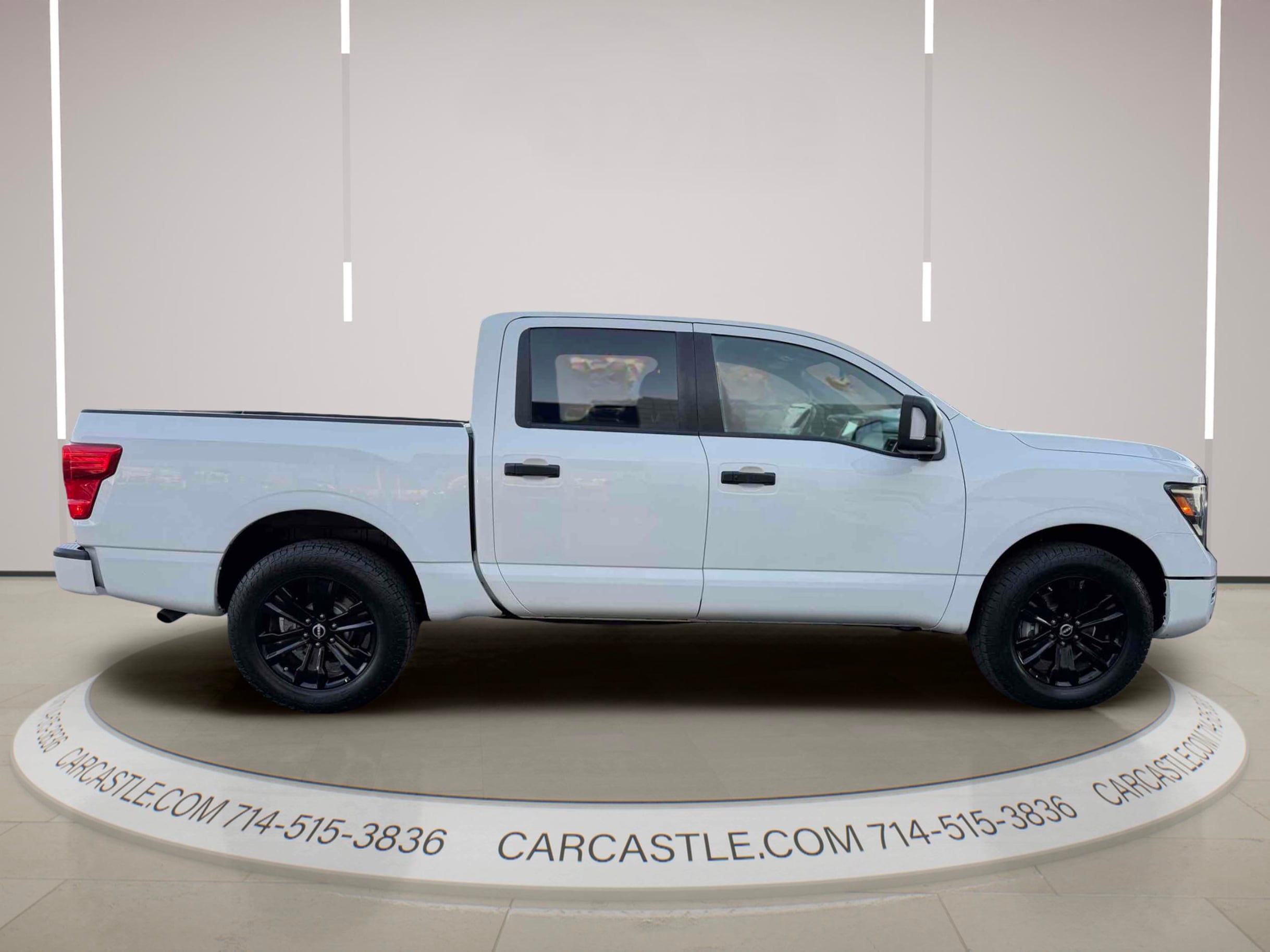 Nissan Titan photo 6