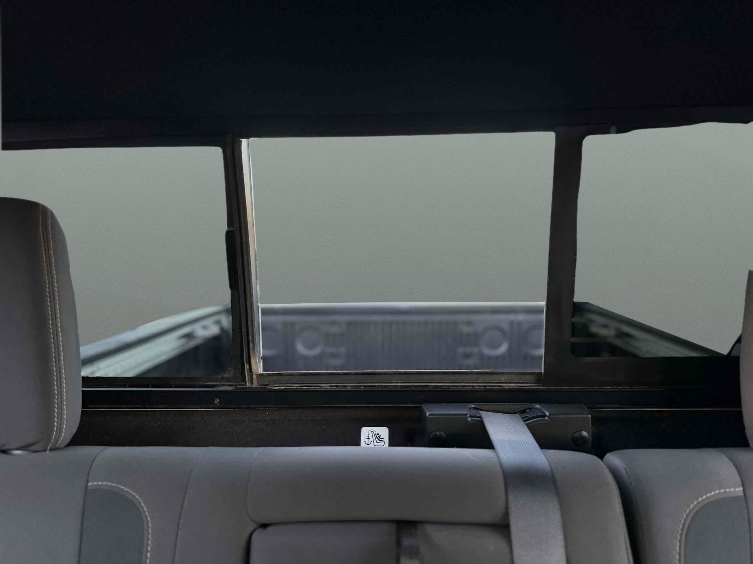 Nissan Titan photo 22