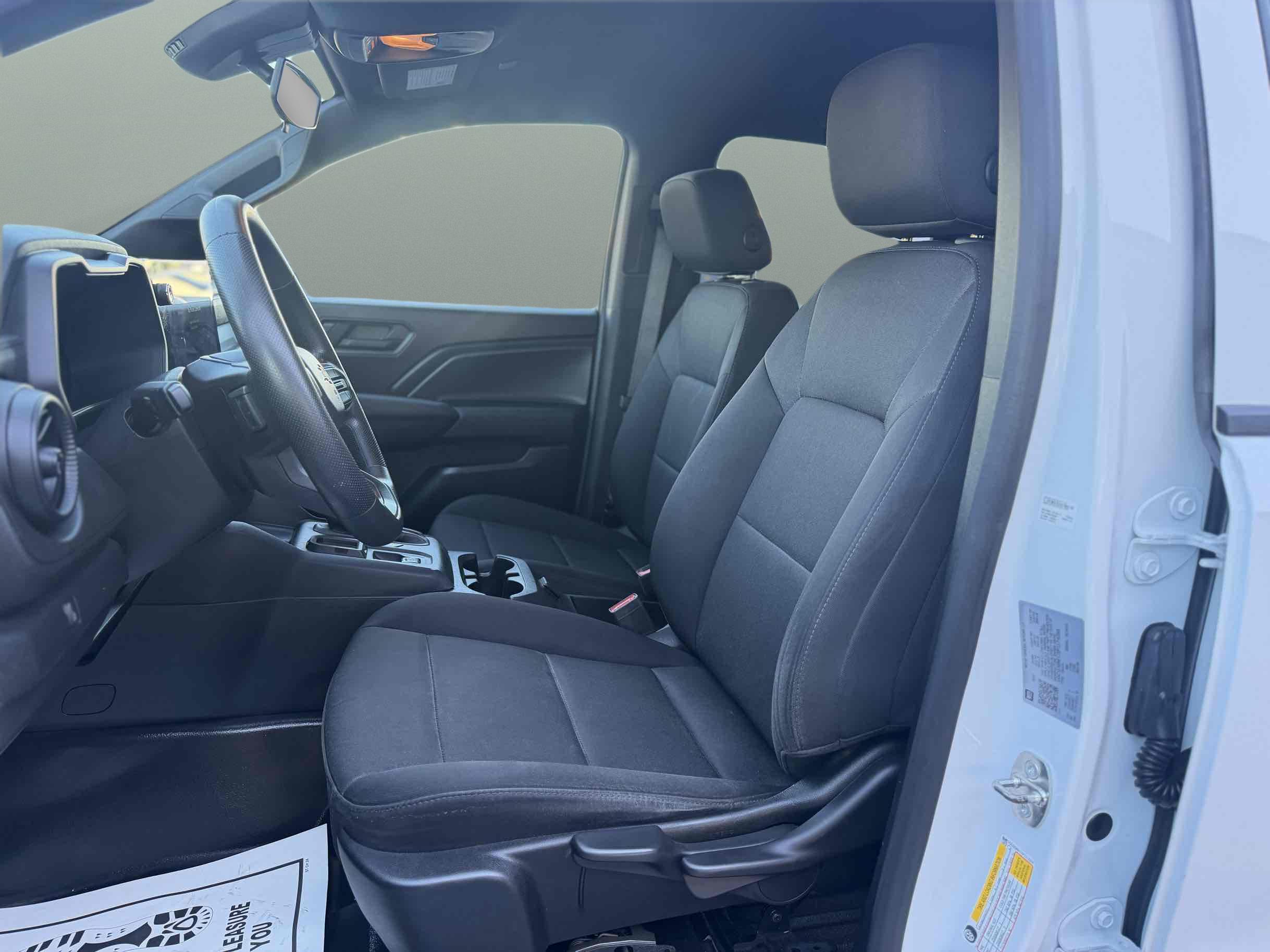 Chevrolet Colorado photo 10