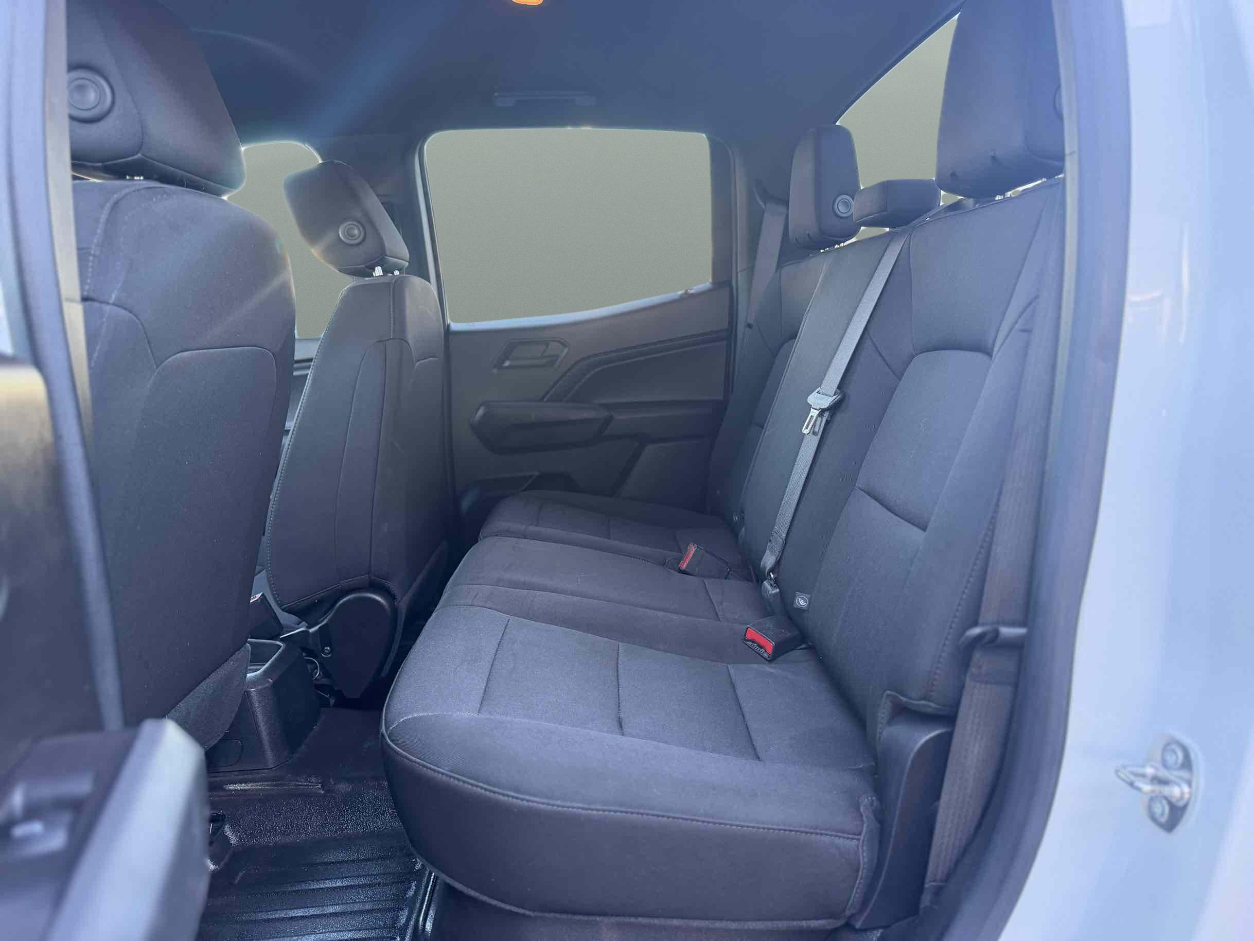 Chevrolet Colorado photo 11