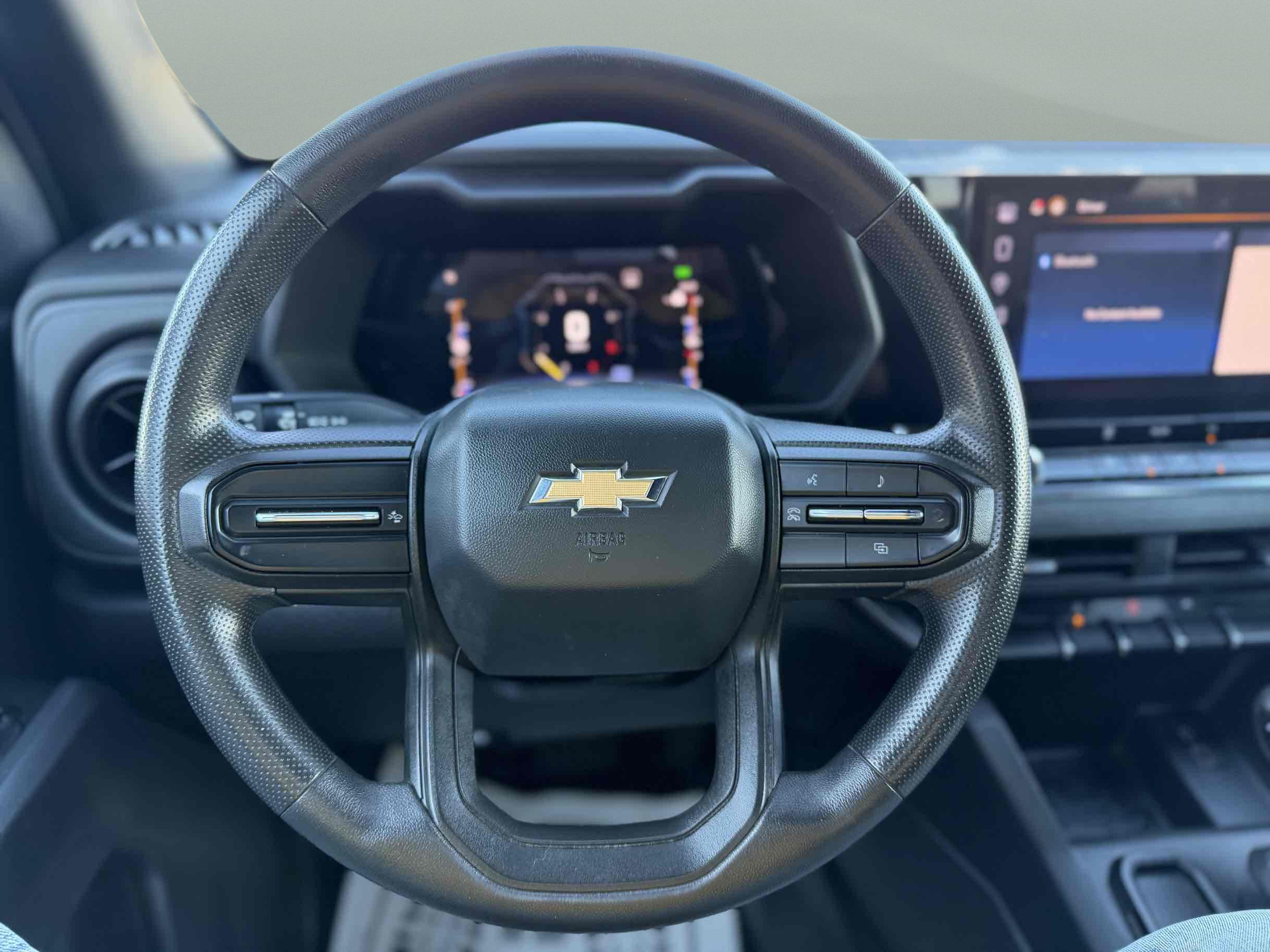 Chevrolet Colorado photo 17
