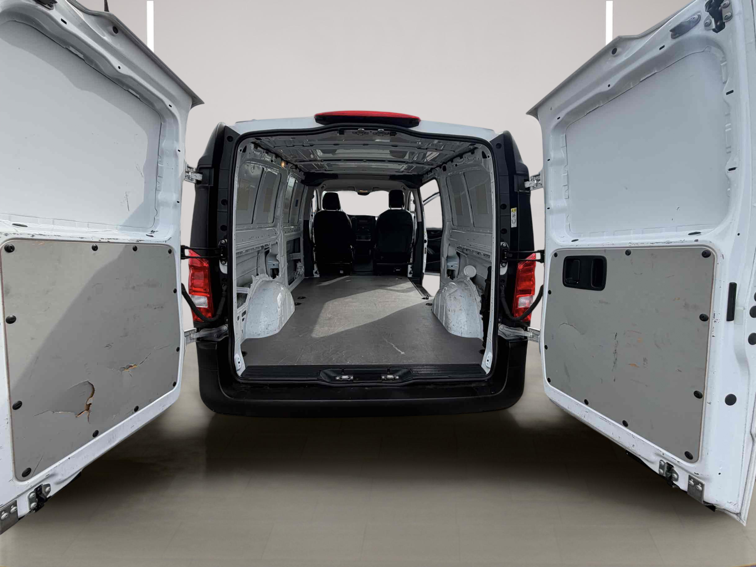 Mercedes-Benz Metris photo 9