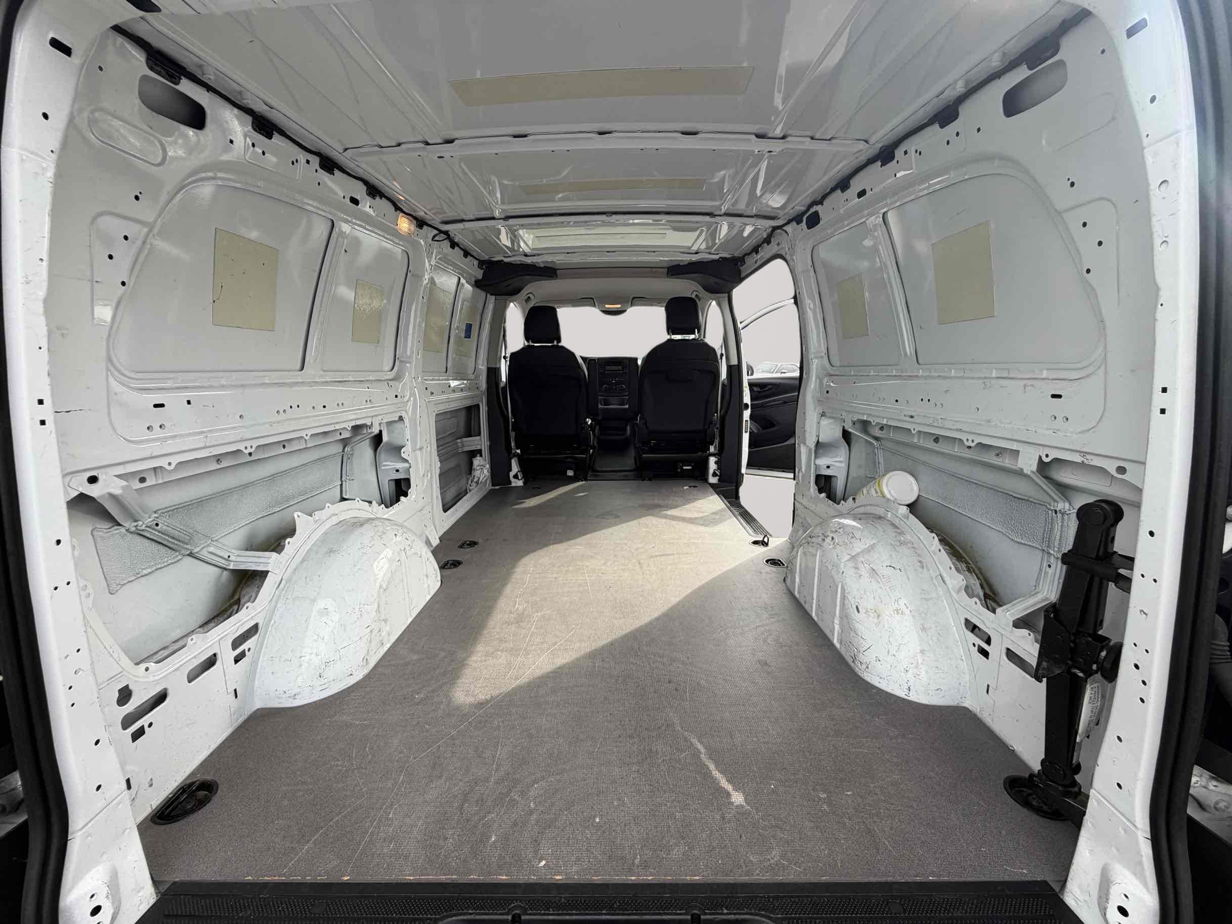 Mercedes-Benz Metris photo 10